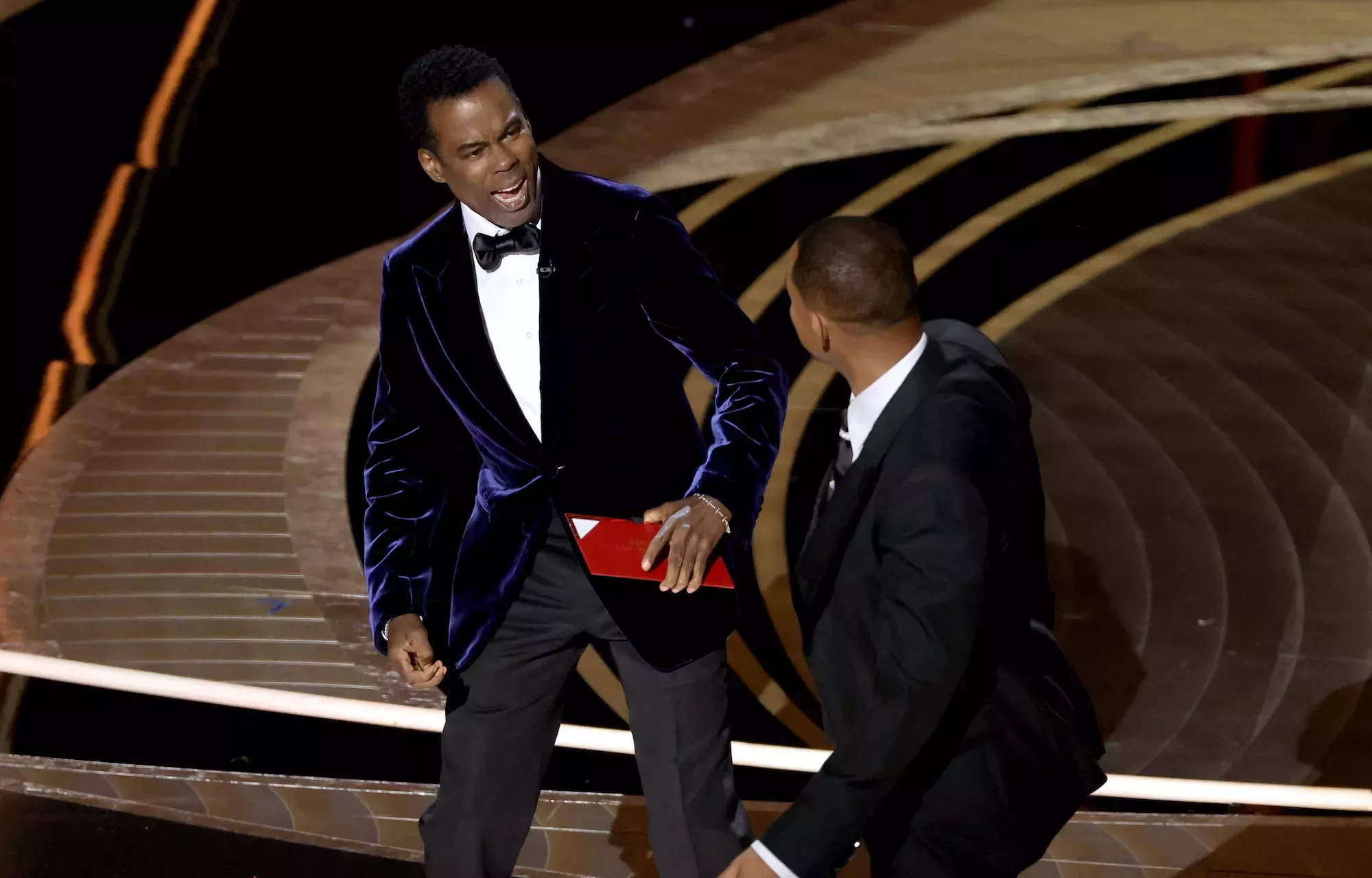Chris Rock bromeó sobre Muhammad Ali entre bastidores tras la bofetada de Will Smith