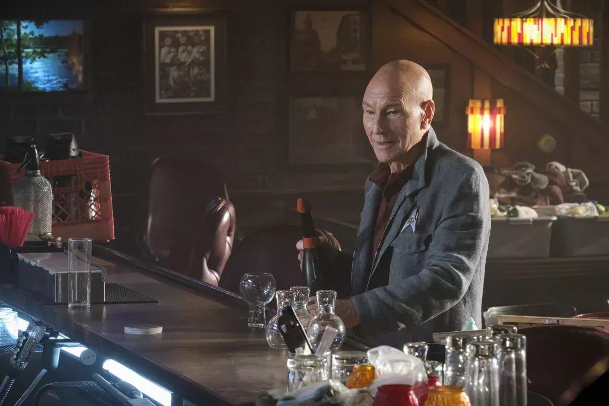 En 'Watcher', Star Trek: Picard se ralentiza y tropieza