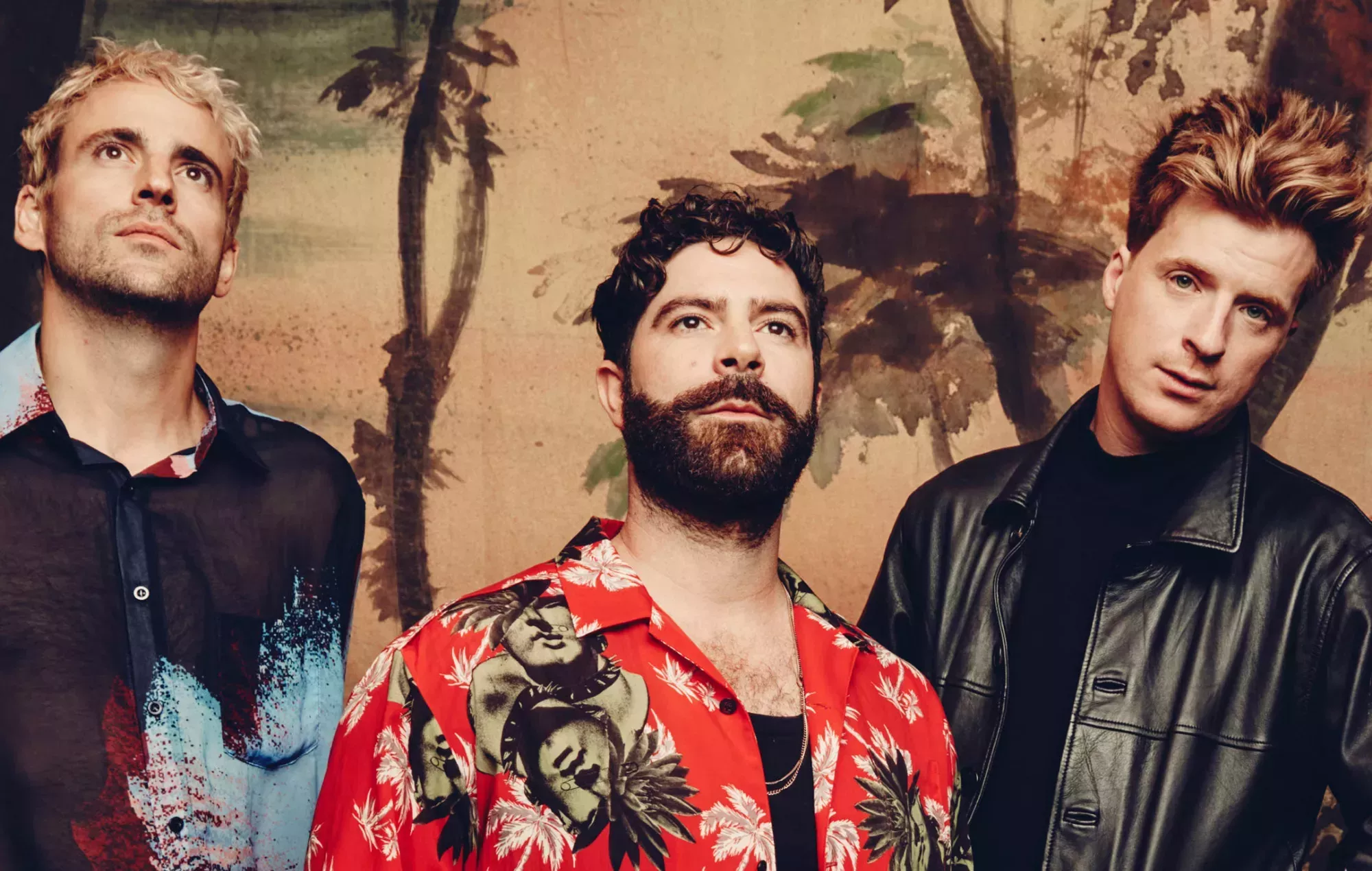 Foals comparte la fecha de lanzamiento, el tracklist y el artwork de su nuevo álbum 'Life Is Yours'