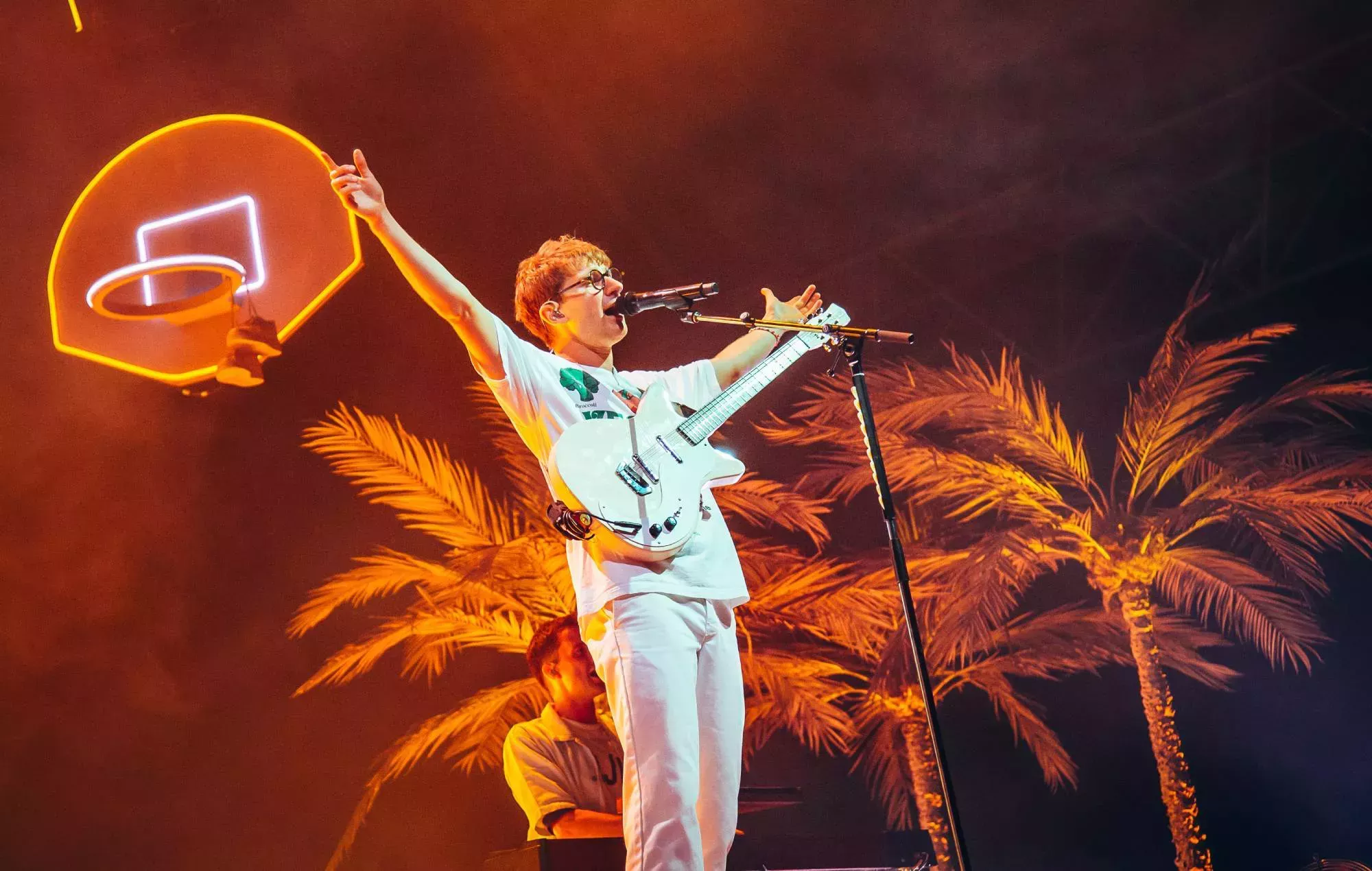 Glass Animals iguala el récord de las Spice Girls en la lista de éxitos de Estados Unidos con 'Heat Waves'