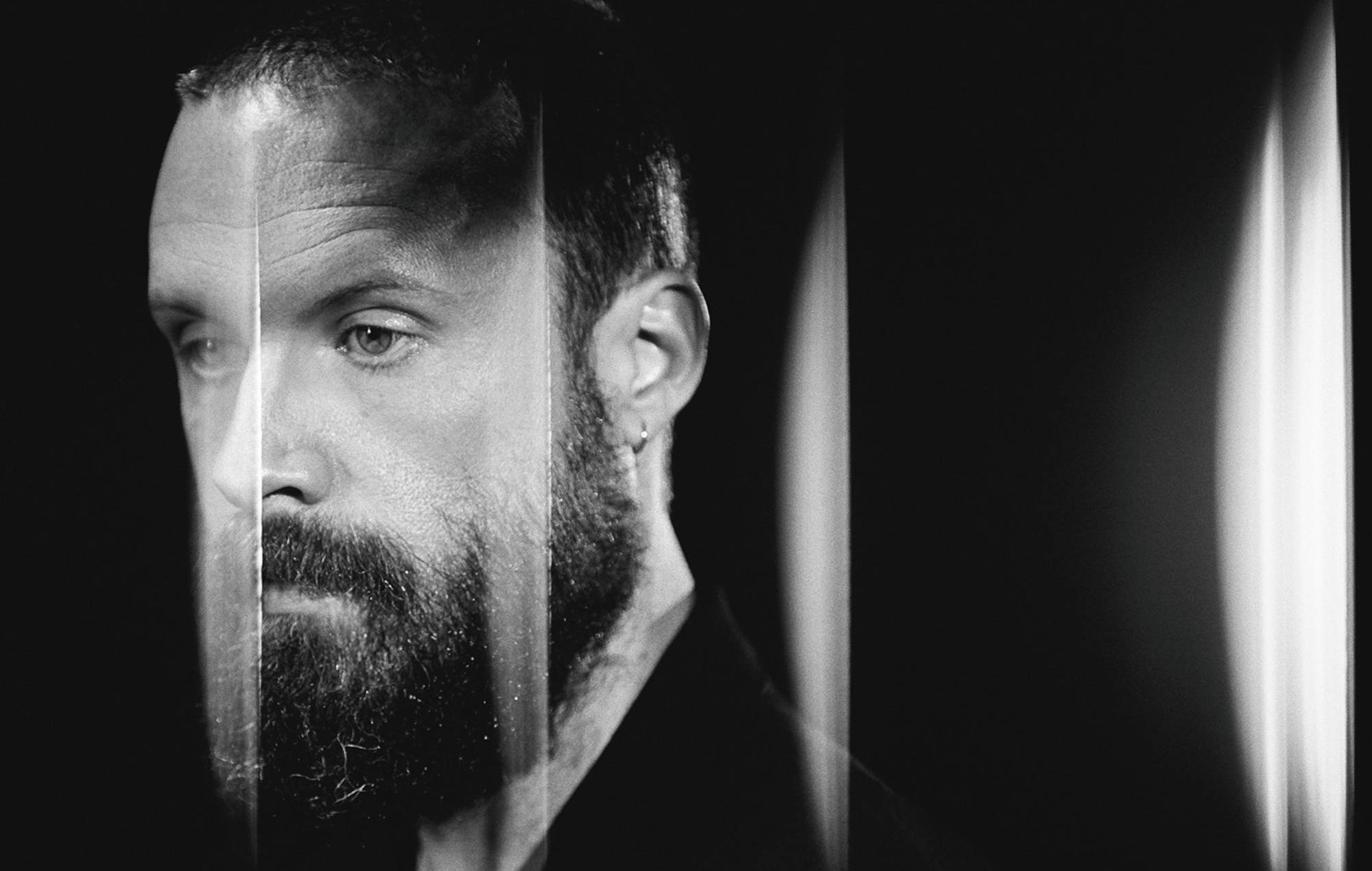 Mira el conmovedor vídeo de Father John Misty para su nuevo single 'Goodbye Mr. Blue'