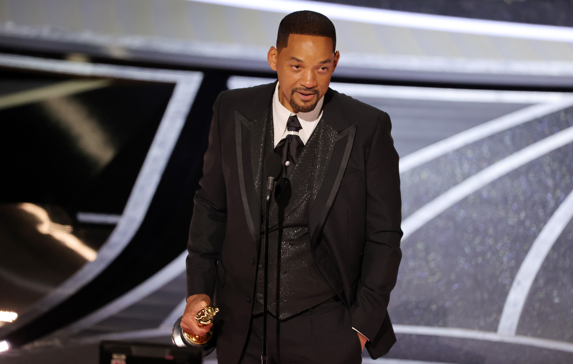 Will Smith se enfrenta a Chris Rock por la "broma" de Jada Pinkett Smith en los Oscar 2022