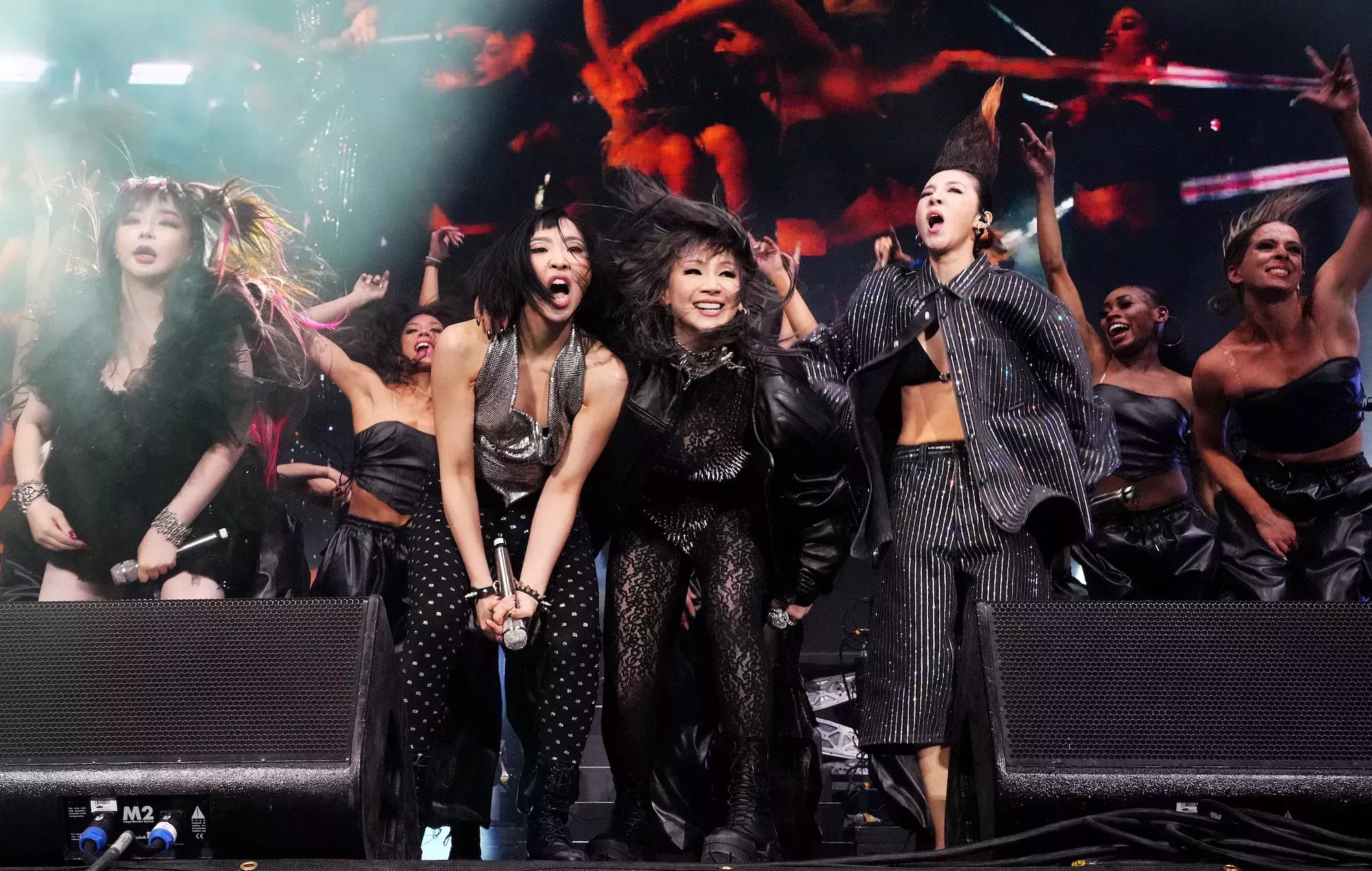 2NE1 se reúne en Coachella 2022 para interpretar 'I Am The Best'