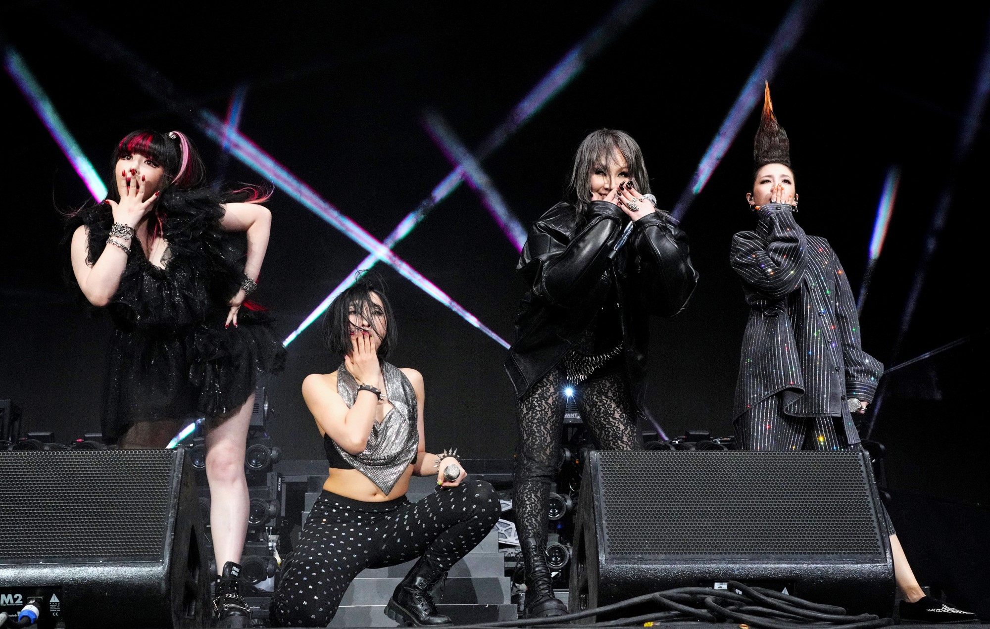 CL explica por qué quería reunir a 2NE1 en Coachella