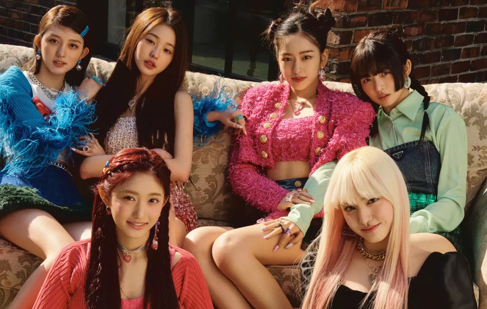 El grupo de chicas novatas de K-pop IVE regresa con el lujoso vídeo musical 