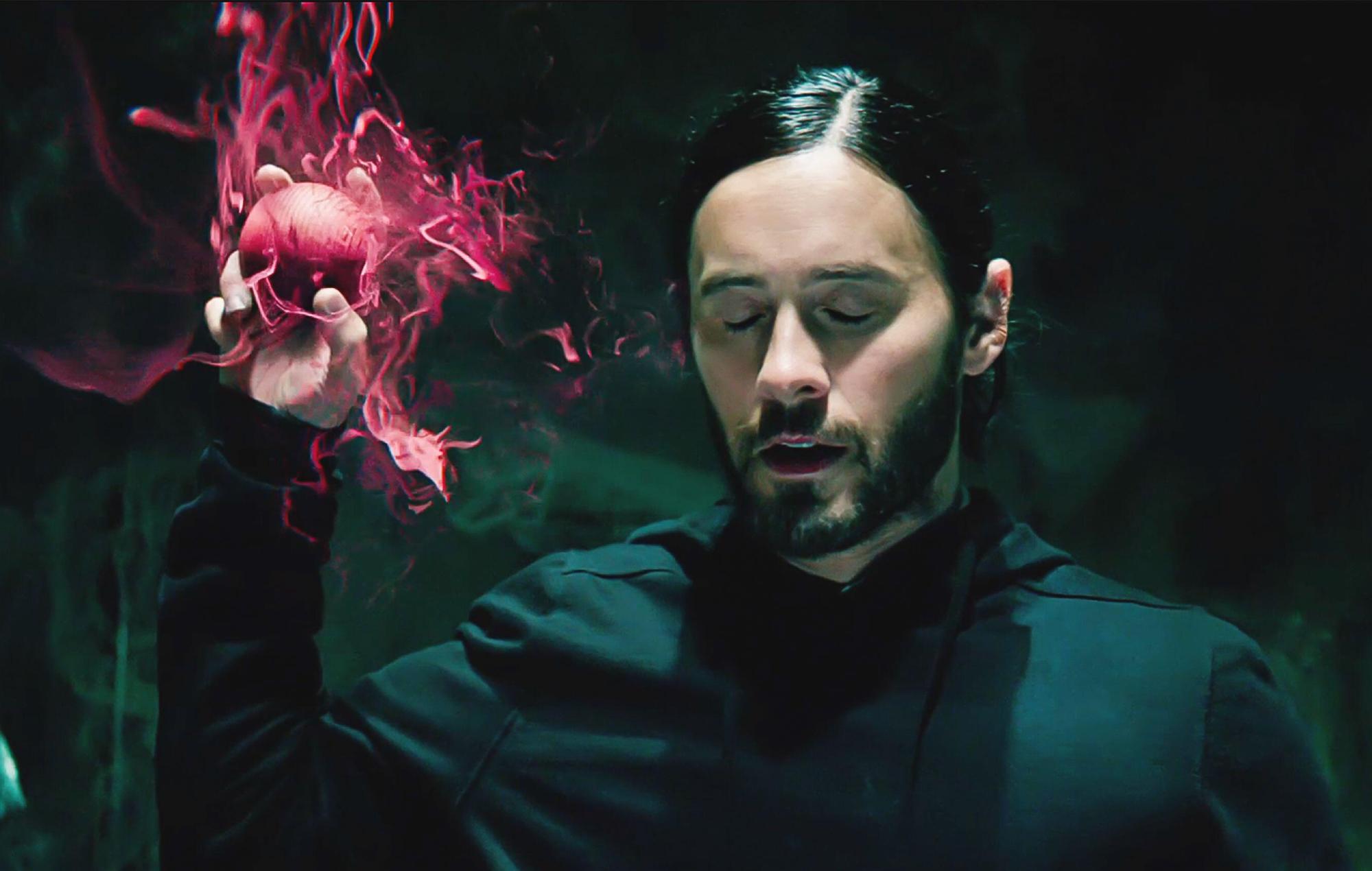 Jared Leto retrasó la producción de 'Morbius' por usar muletas falsas en el plató