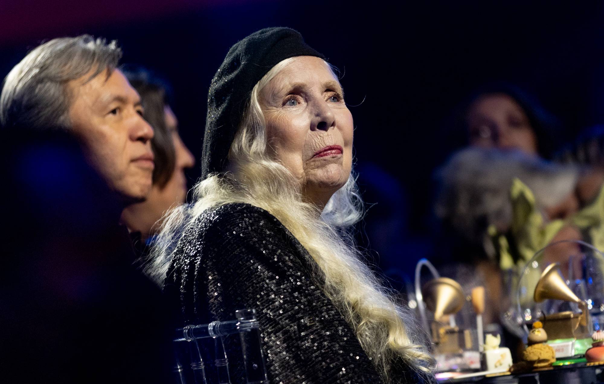 Joni Mitchell presentará en los Grammy 2022