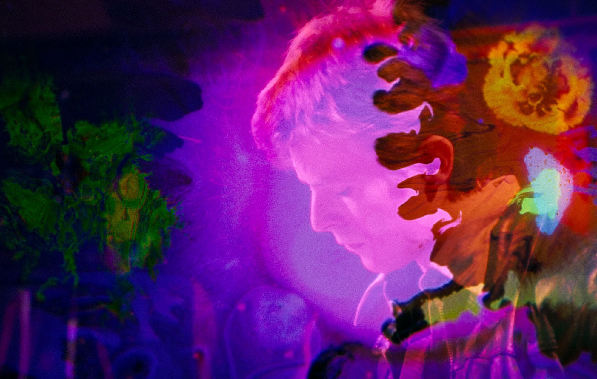 La herencia confirma que la película de David Bowie "Moonage Daydream" contiene imágenes inéditas