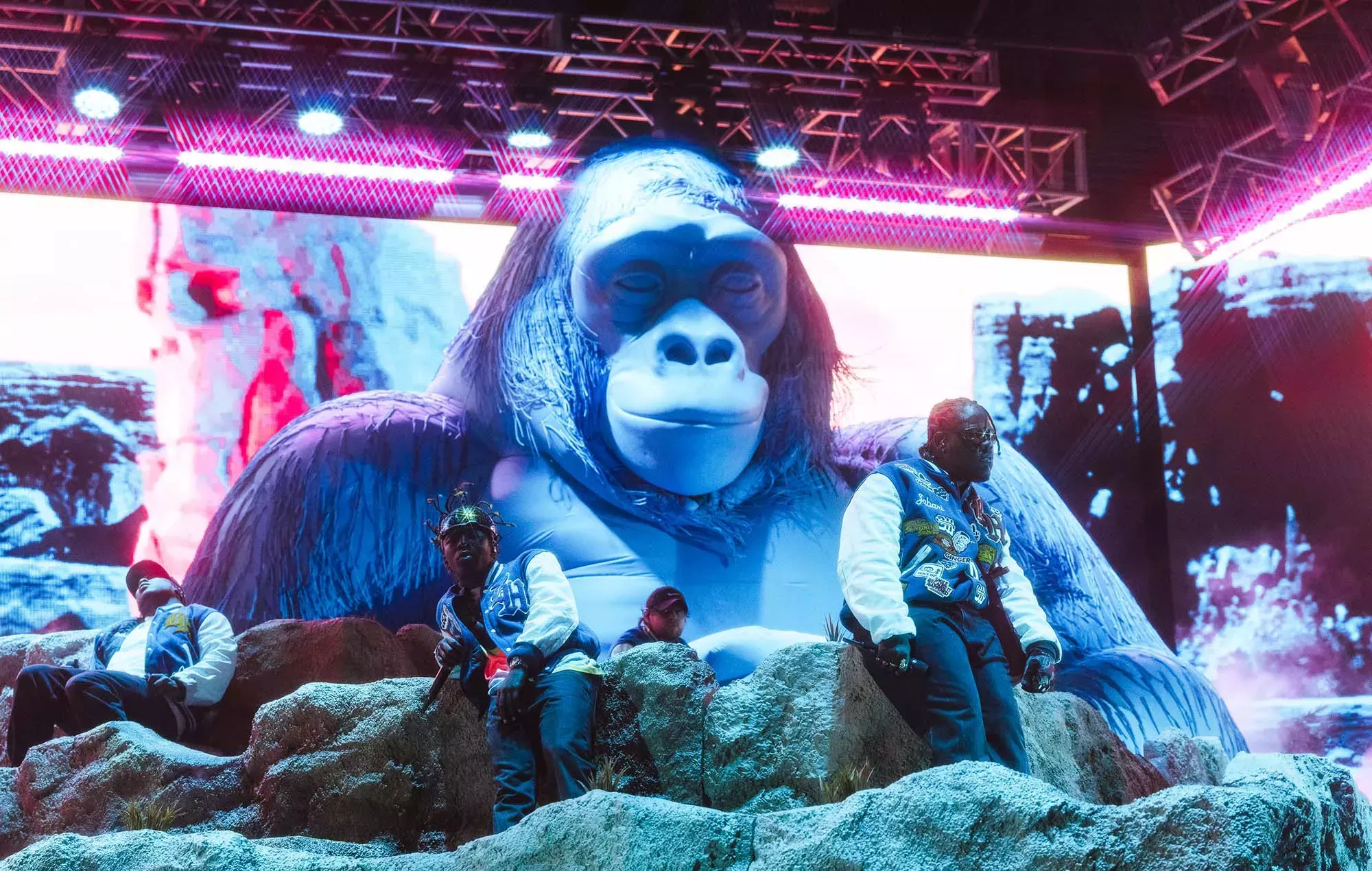 Los fans reaccionan mientras Brockhampton toca su 