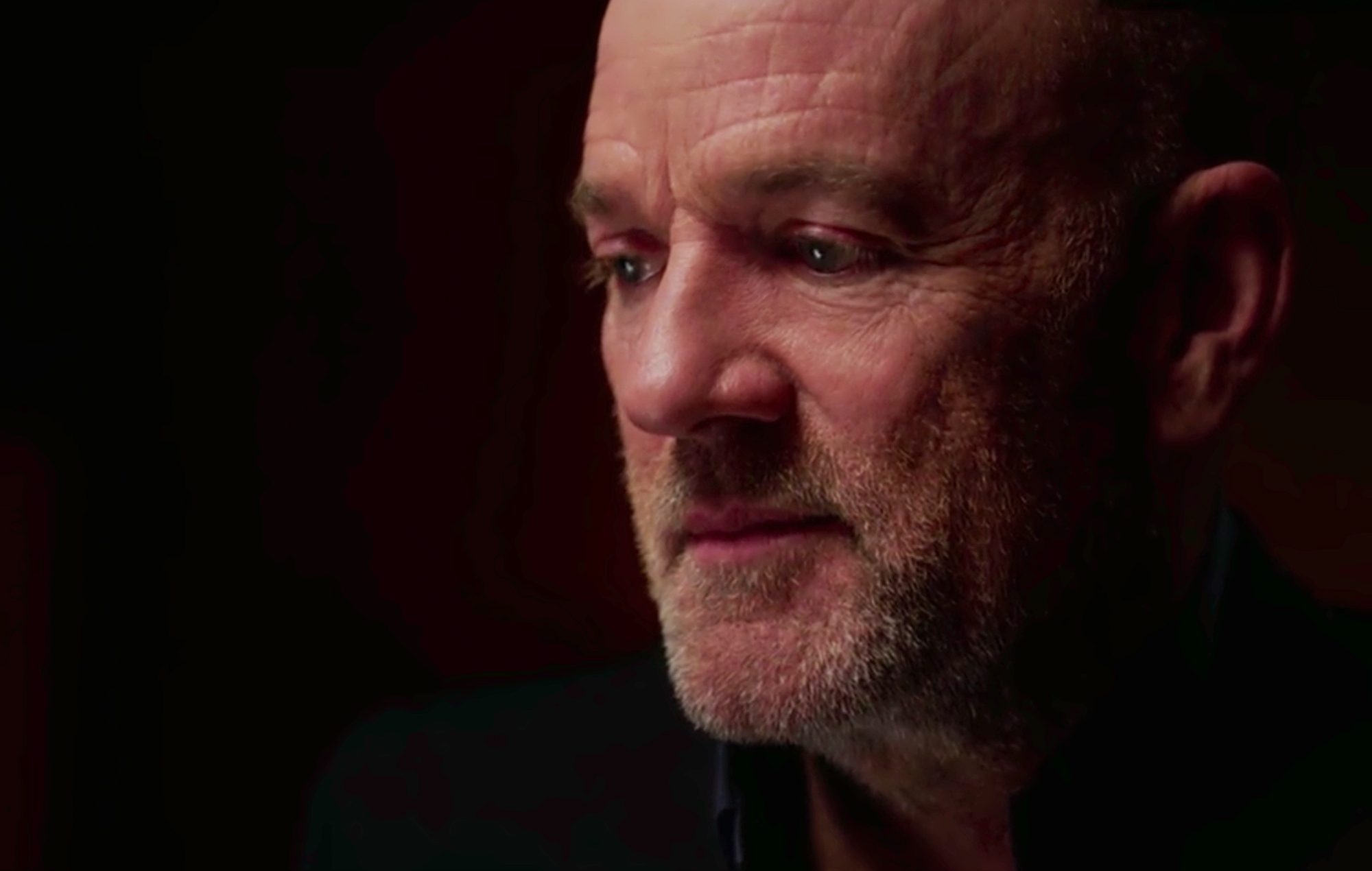 Michael Stipe se sincera sobre el cambio de letra de 'Losing My Religion'