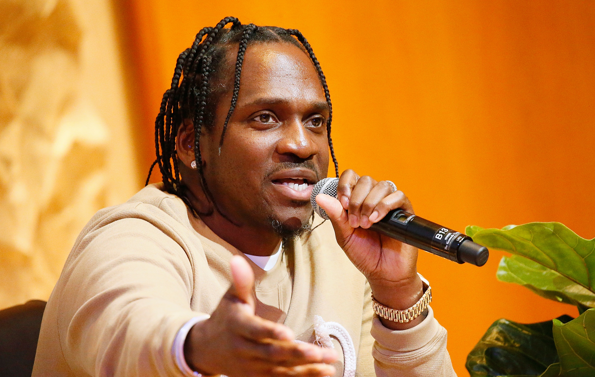 Mira cómo Pusha T interpreta 'Dreamin Of The Past' con The Roots