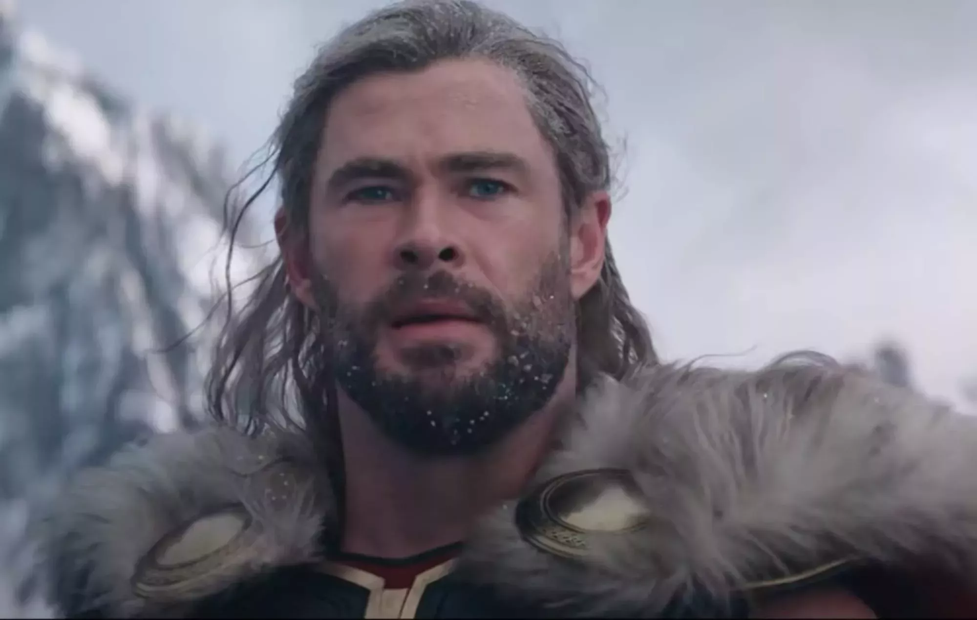 Mira el nuevo tráiler de acción de 'Thor: Amor y Trueno'