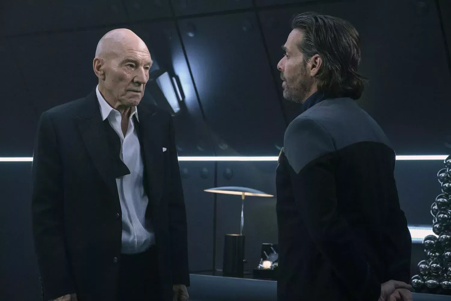 'Monstruos' atrapa a Picard en el valle insólito entre Star Trek y la televisión de prestigio
