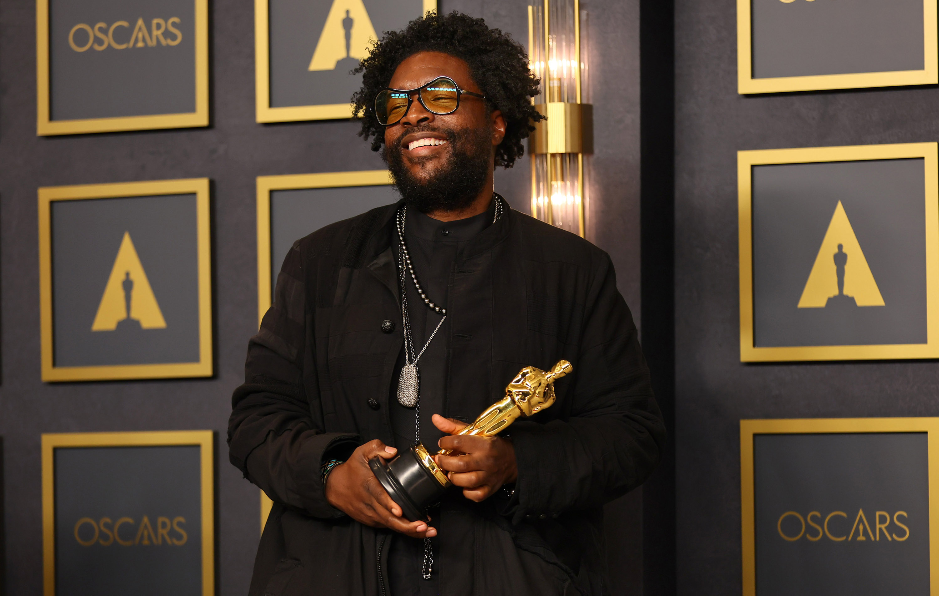 Questlove pide a los fans que dejen de discutir la bofetada de Will Smith en los Oscars
