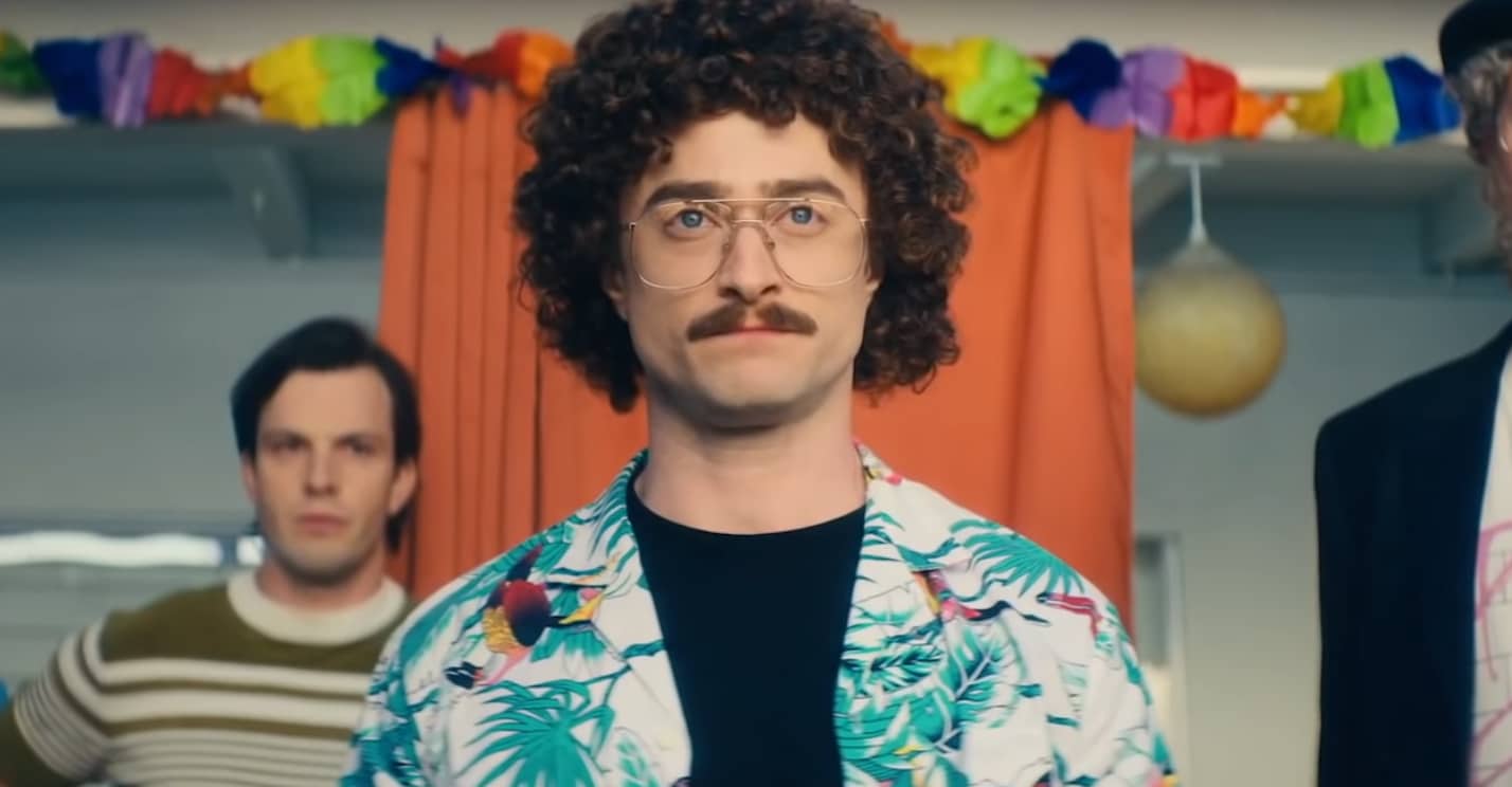 Daniel Radcliffe se pone raro en el tráiler de Weird: The Al Yankovic Story