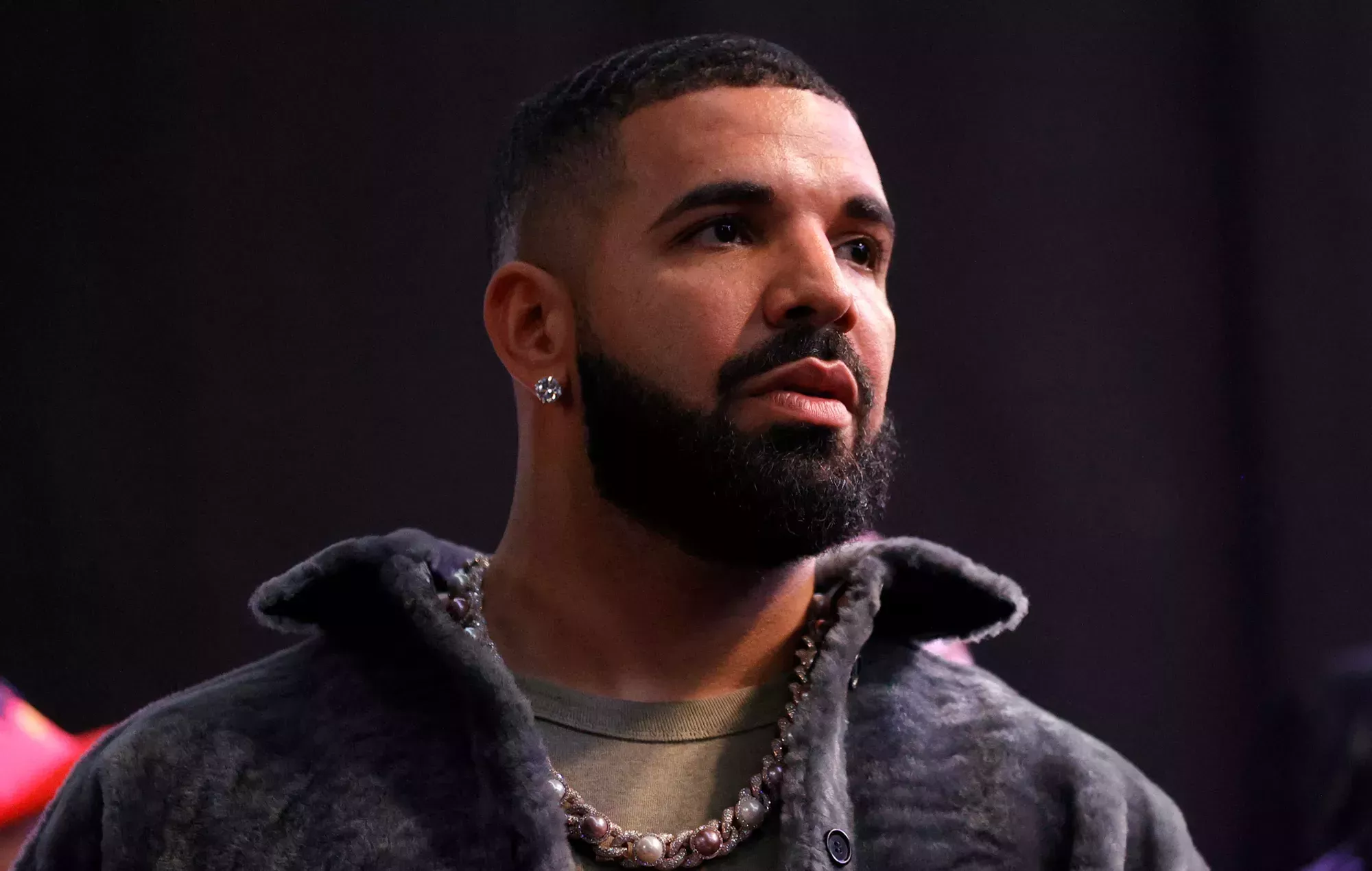 Drake habría firmado un gran contrato con Universal