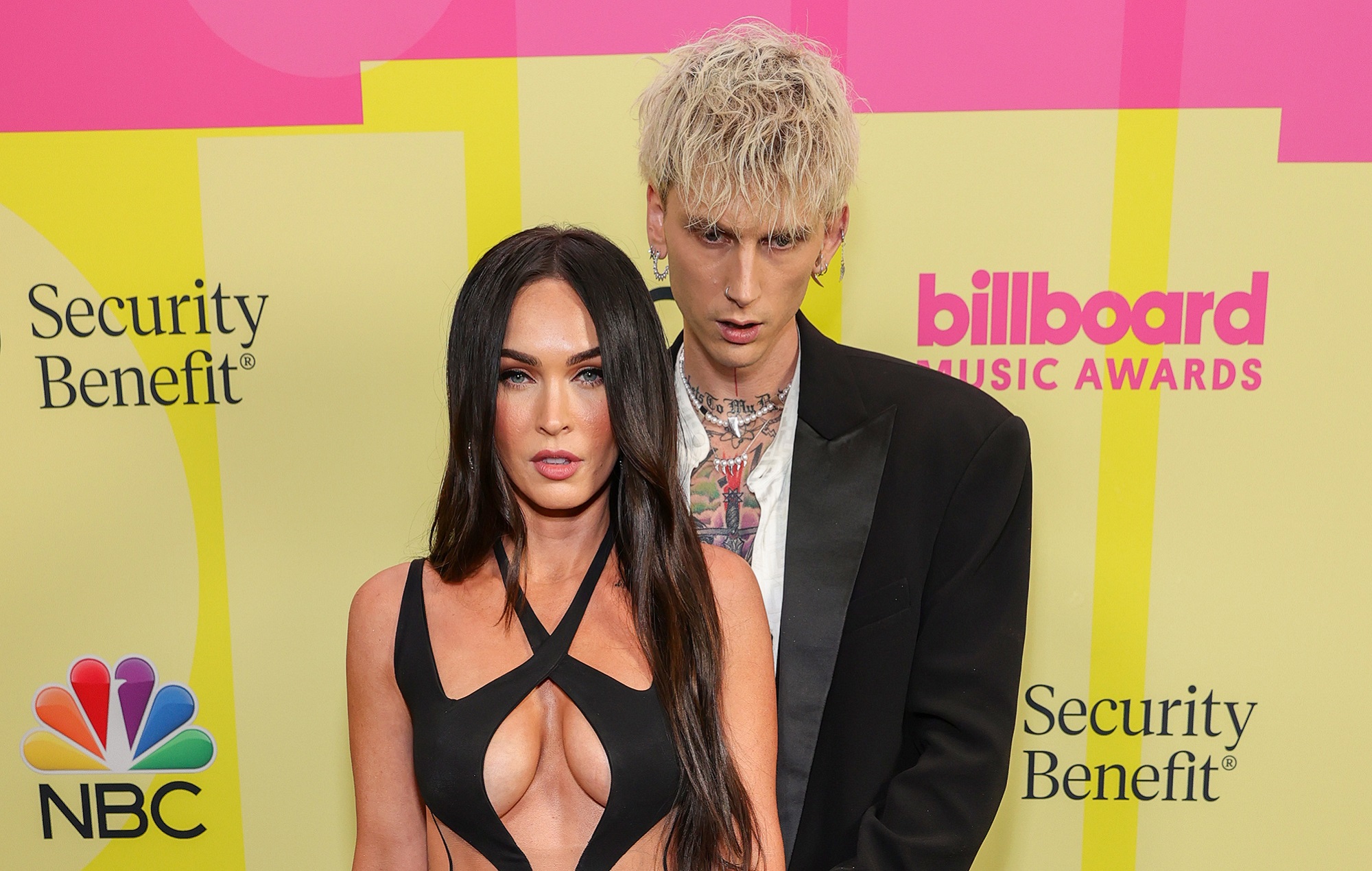 La comunidad vampírica advierte a Machine Gun Kelly y Megan Fox sobre el consumo de sangre