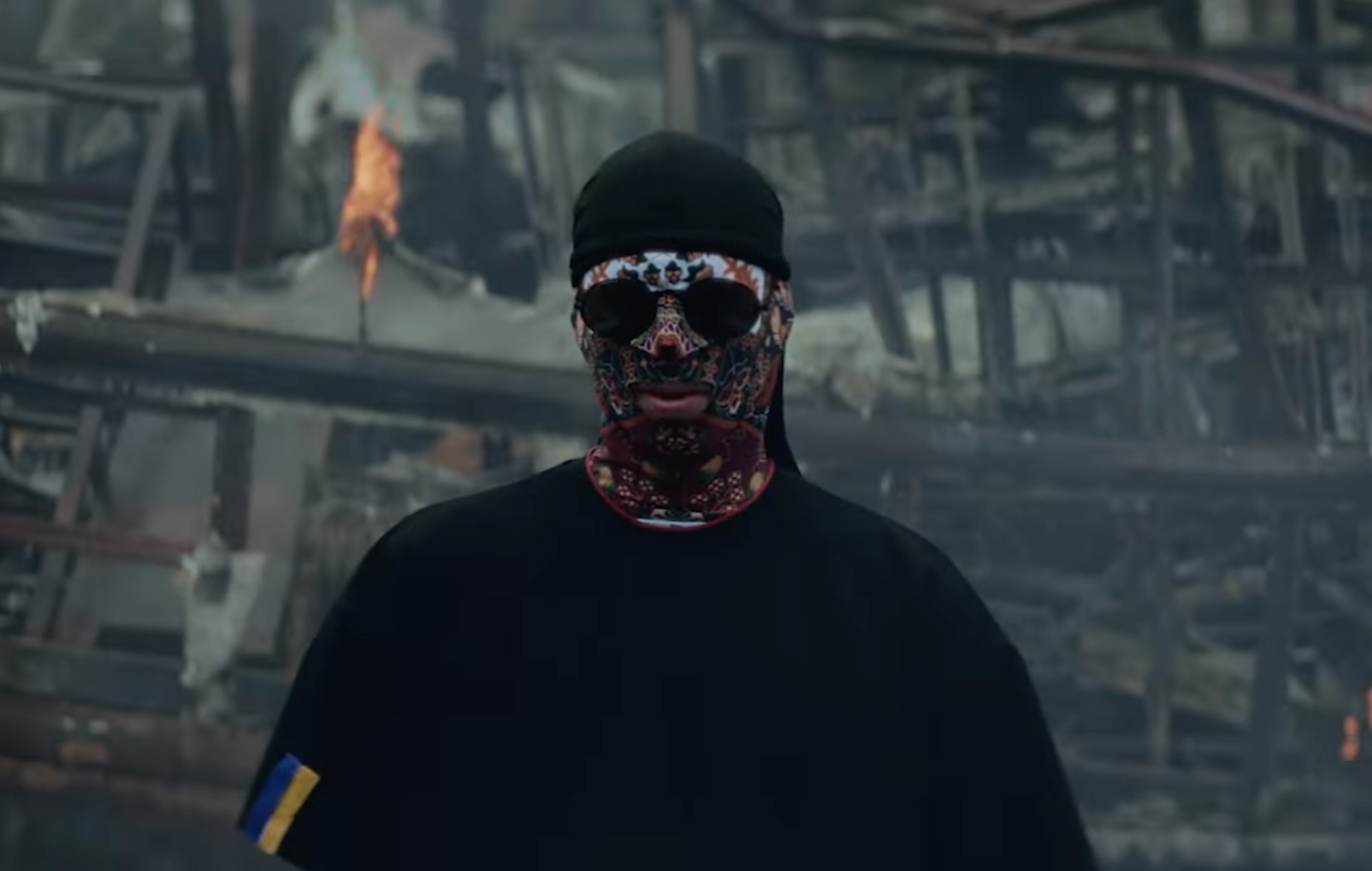 La orquesta ucraniana Kalush comparte el potente vídeo de su canción ganadora de Eurovisión "Stefania".