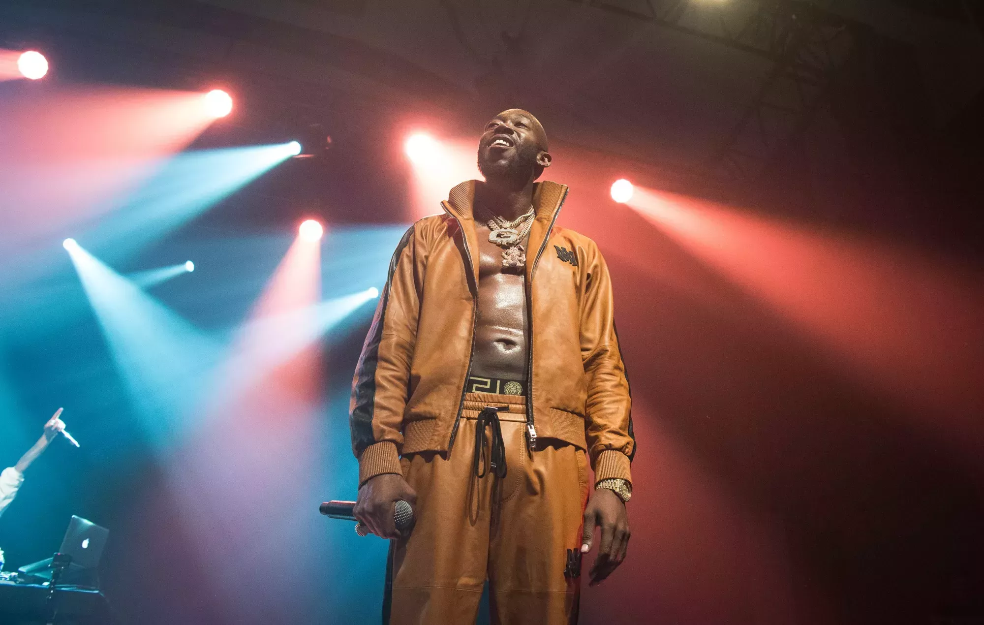Mira el debut cinematográfico de Freddie Gibbs en el primer tráiler de 'Down With The King'