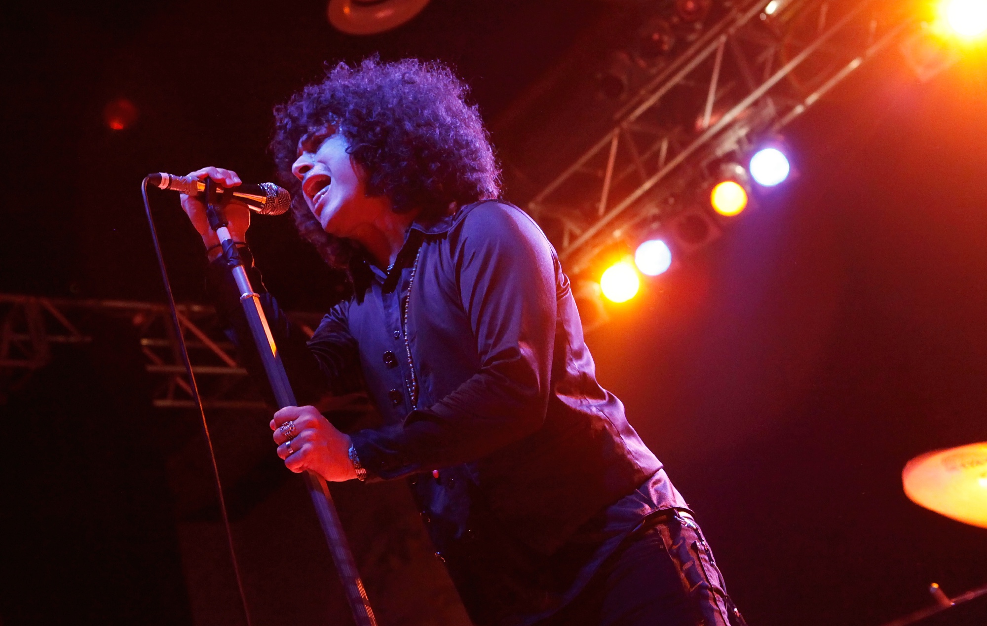 Escucha el primer tema nuevo de The Mars Volta en 10 años, 'Blacklight Shine'