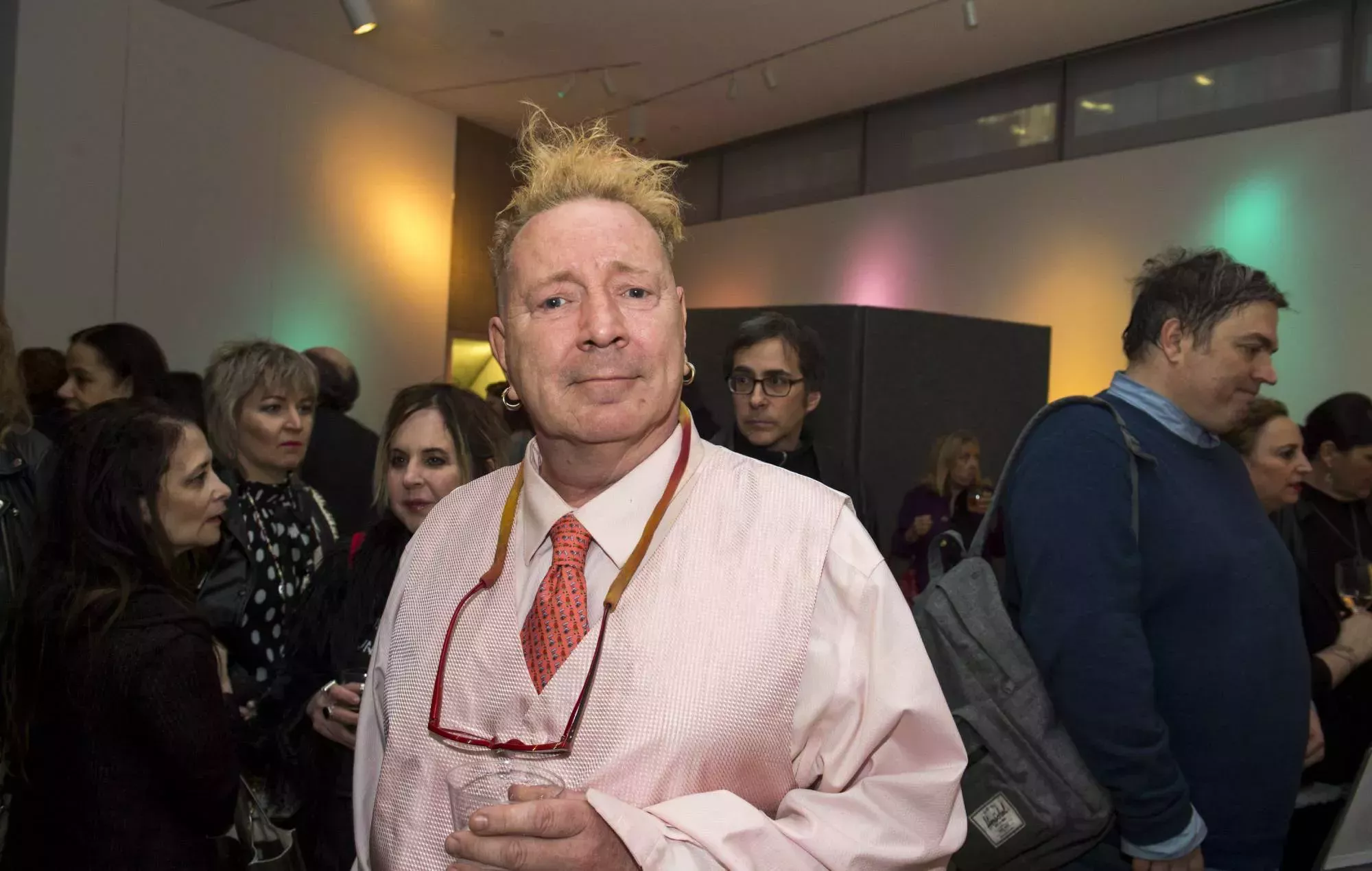 John Lydon sobre la serie de Sex Pistols: 