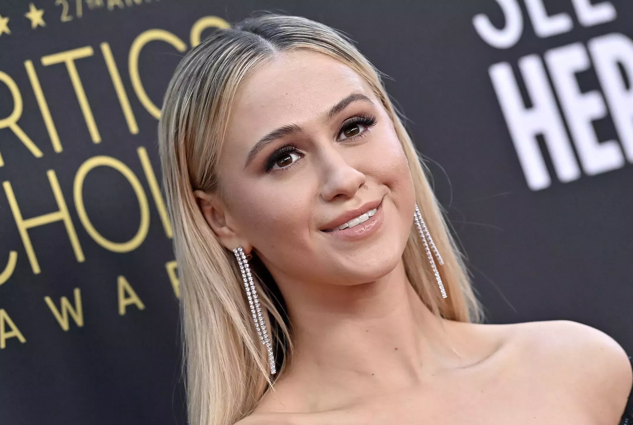 La estrella de 'Borat 2' Maria Bakalova consigue un 