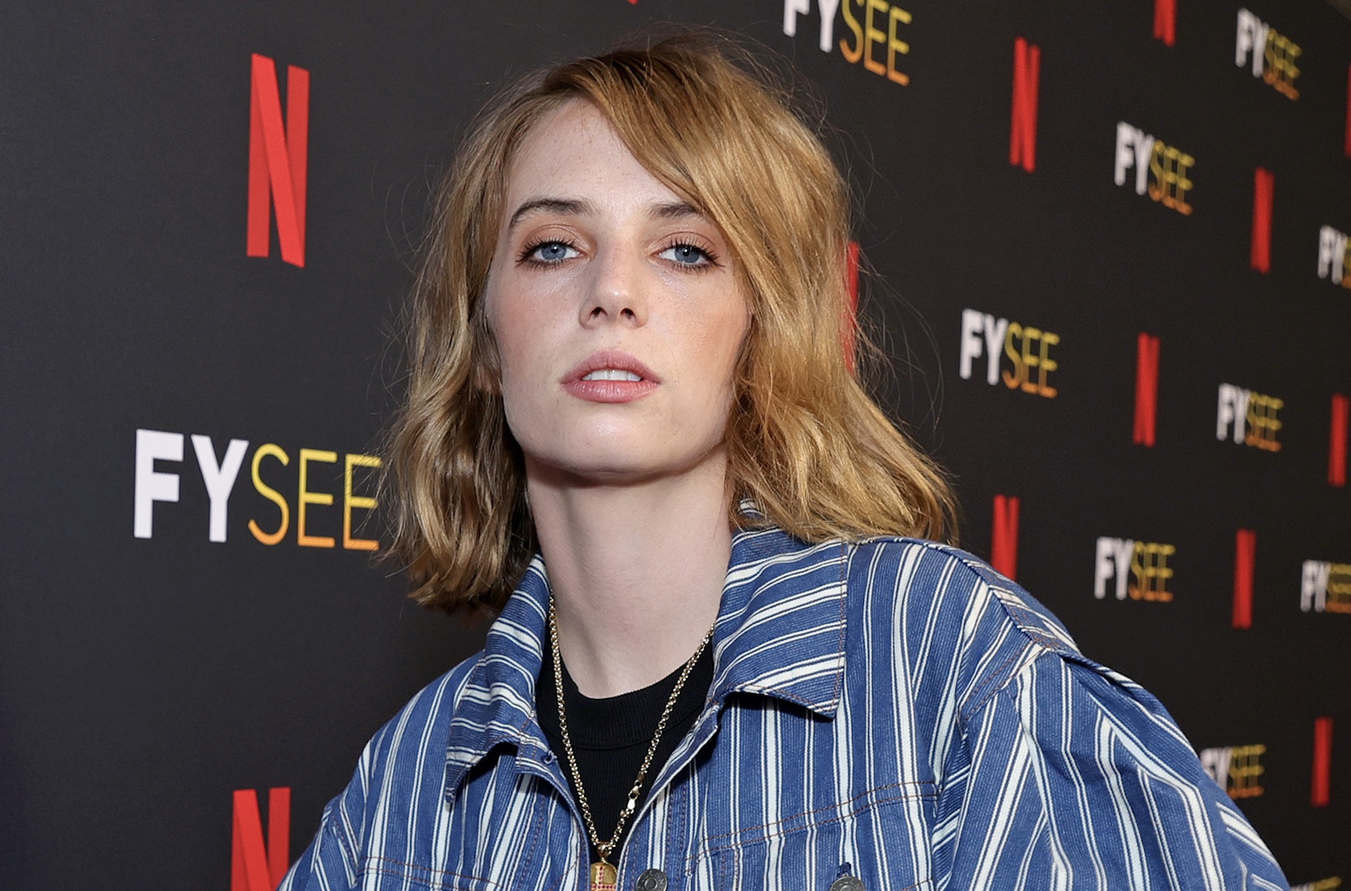 La estrella de 'Stranger Things' Maya Hawke dice "que se joda el Tribunal Supremo" tras la sentencia sobre el aborto