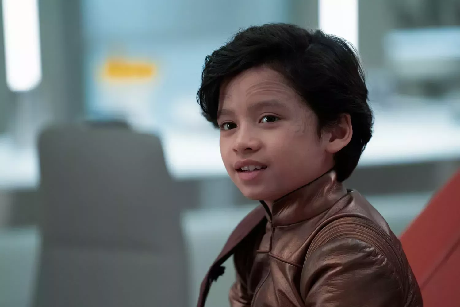 'Lift Us Where Suffering Cannot Reach' (Levántanos donde el sufrimiento no puede llegar) camina por nuevos y extraños mundos lejos de Omelas