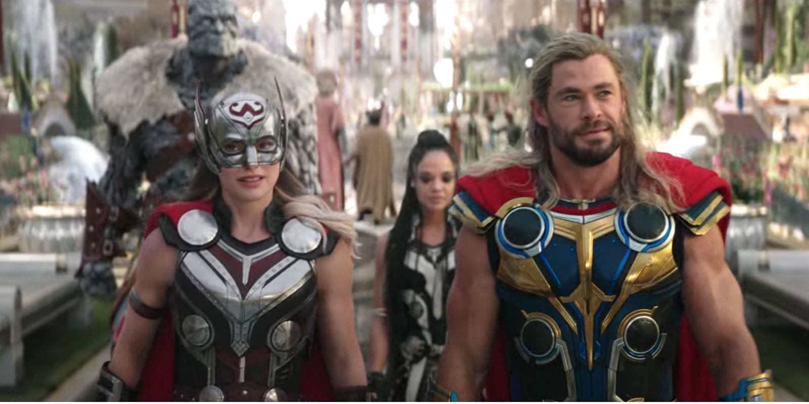 Los 10 mejores trajes nuevos de Thor: Amor y Trueno