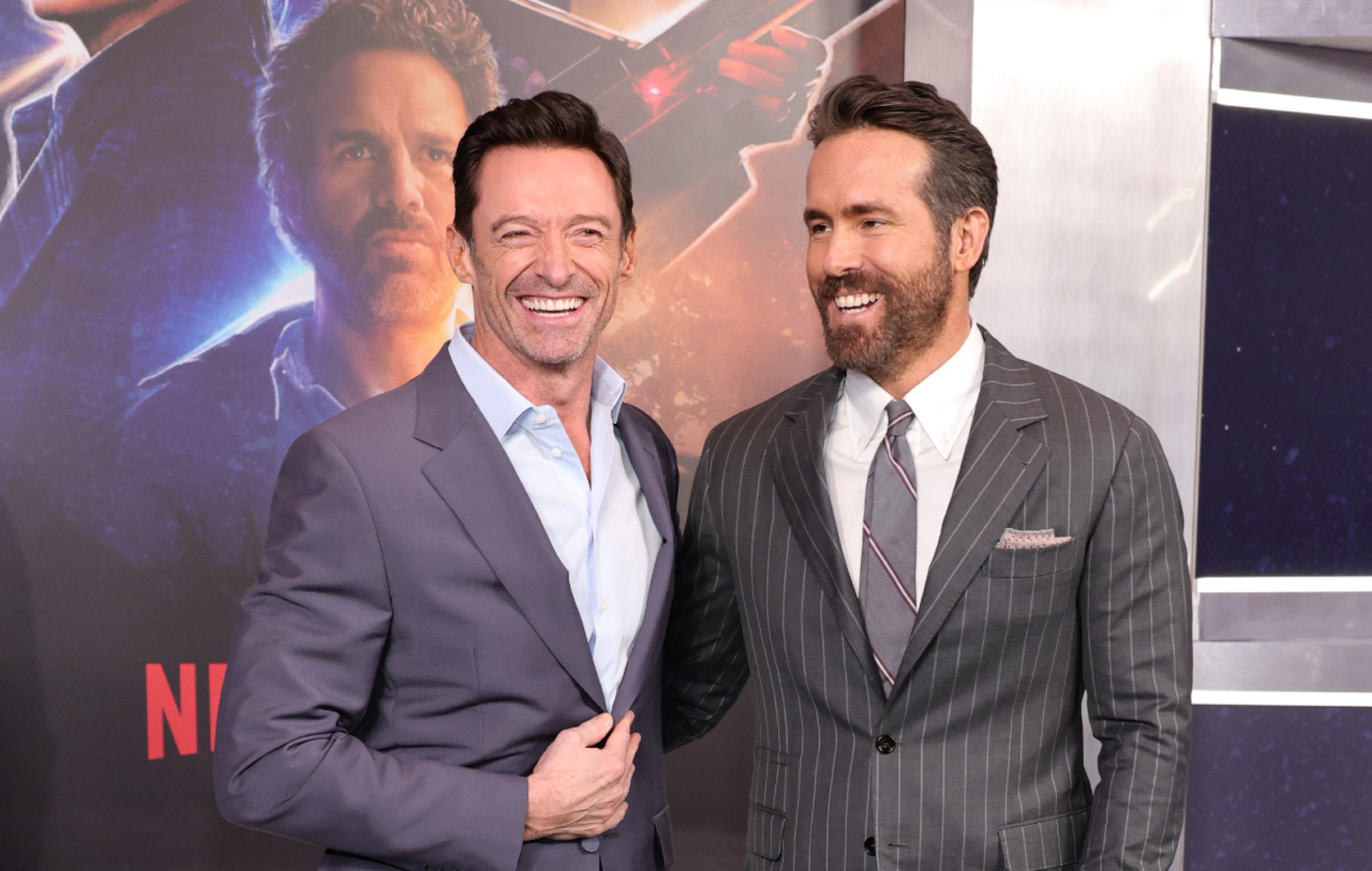 Ryan Reynolds le desea lo mejor a Hugh Jackman con un meme de ABBA tras dar positivo en COVID