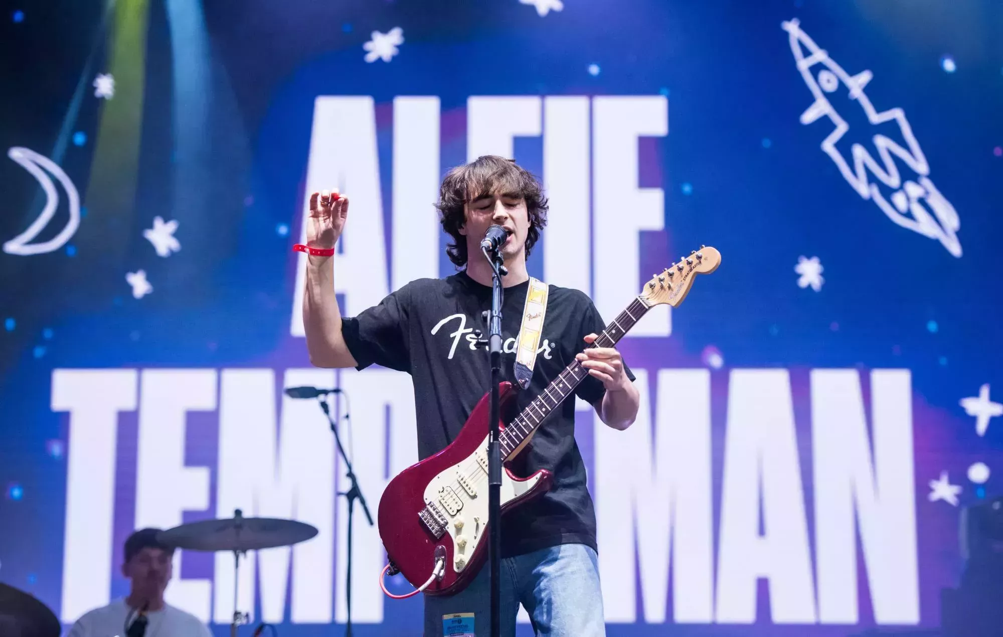 Alfie Templeman anuncia su mayor gira por el Reino Unido hasta la fecha