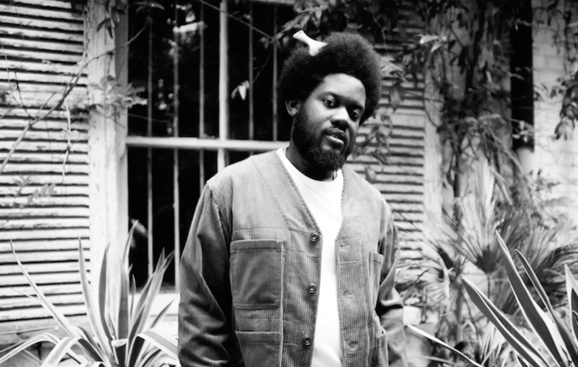 Danger Mouse y Black Thought se asocian con Michael Kiwanuka en un nuevo single conmovedor