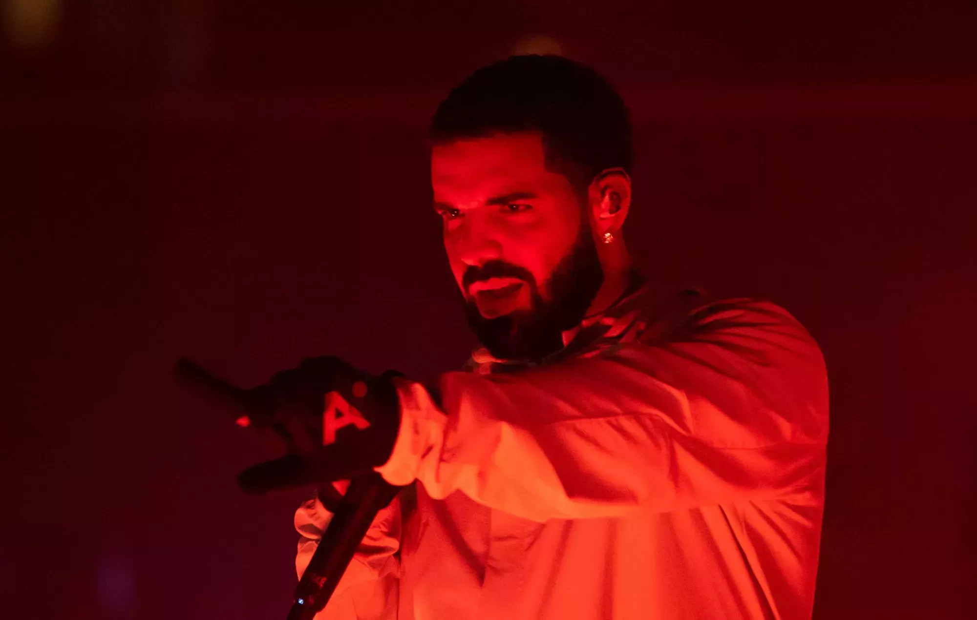 El equipo de Drake desmiente los rumores de que el rapero fue detenido en Suecia