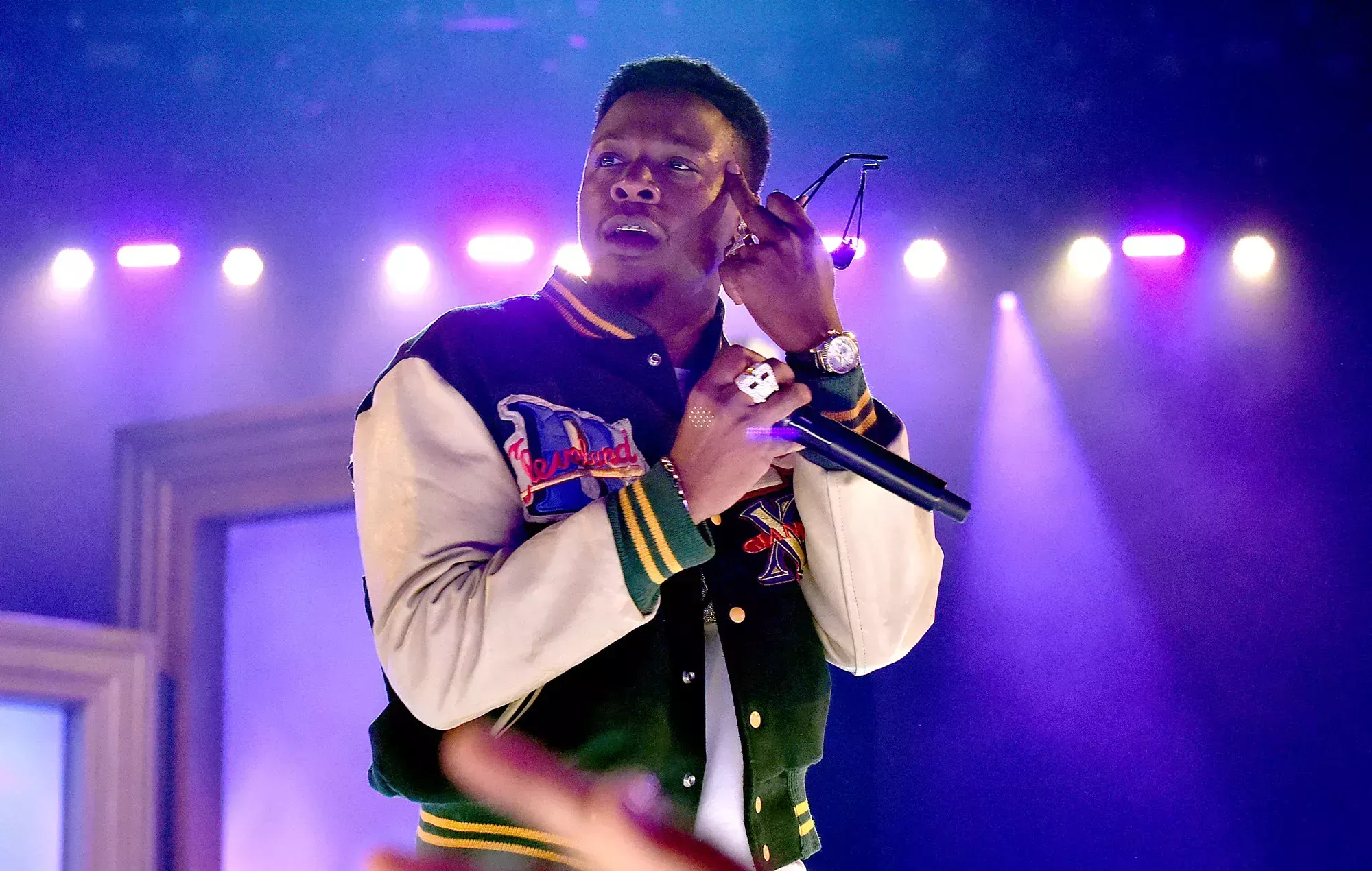 Joey Bada$$ confirma la nueva fecha de lanzamiento de '2000'