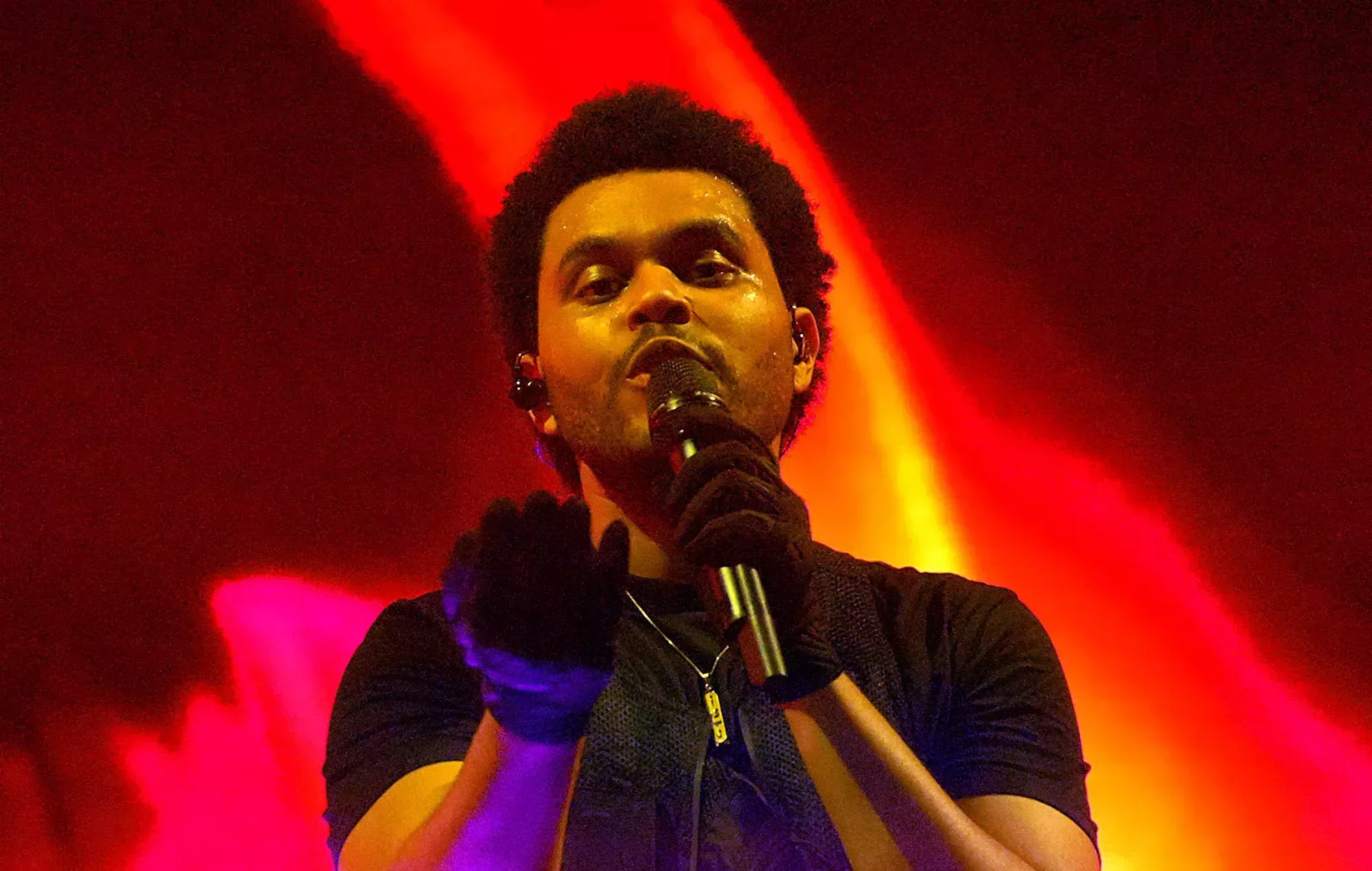 The Weeknd lleva a un fan de seis años a su concierto en Filadelfia tras la cancelación de Toronto
