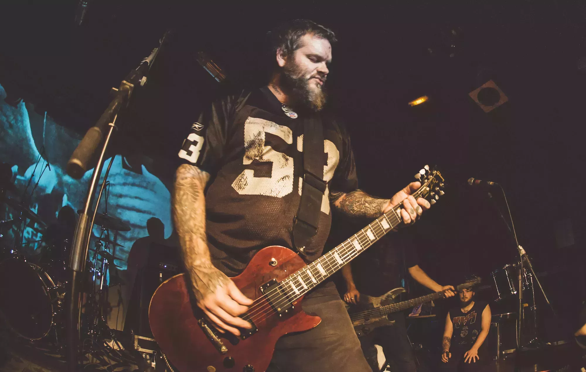 El cantante de Neurosis, Scott Kelly, se retira de la música y admite abusos
