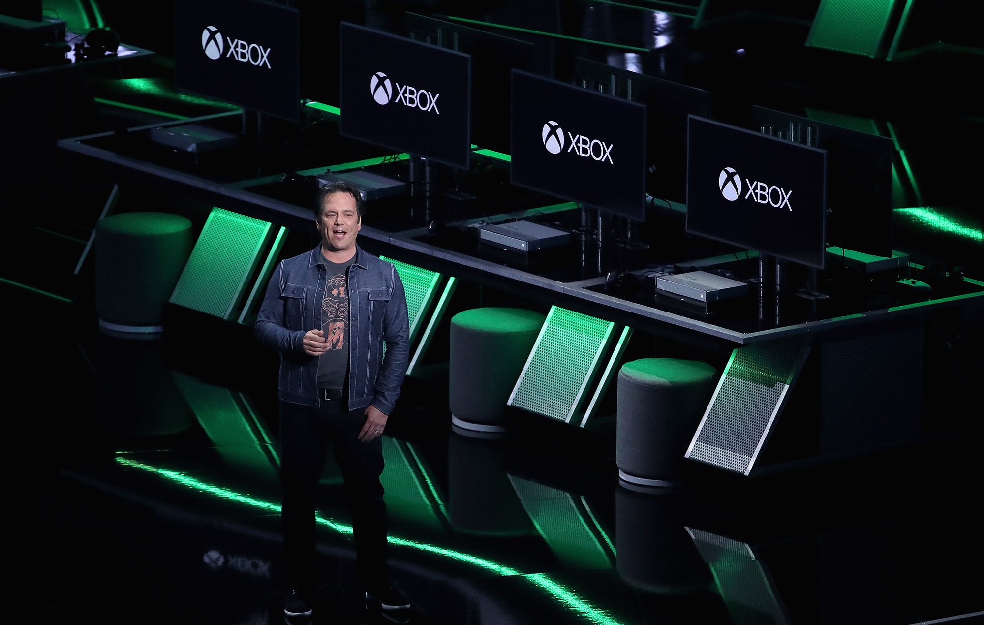 El jefe de Xbox cree que veremos "menos" exclusividades de plataforma en el futuro