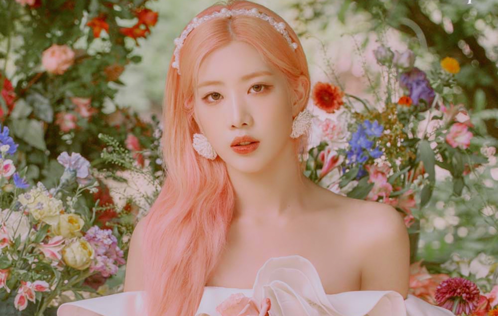 KimLip, de LOONA, abandona el escenario en pleno concierto en Chicago después de que los cánticos de los fans interrumpieran su intento de dar un discurso