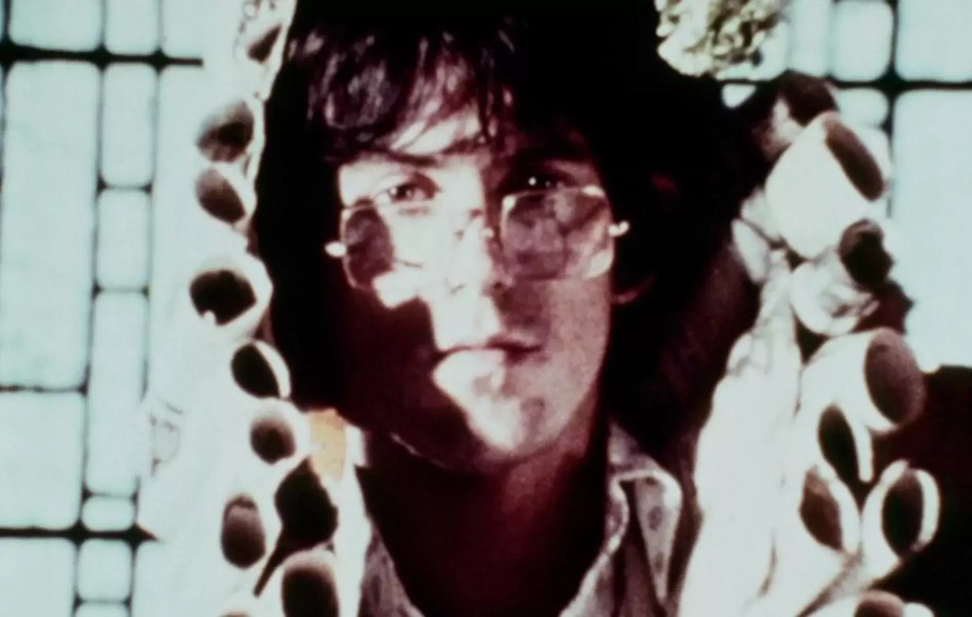 Los Rolling Stones comparten por primera vez en Internet el vídeo de 'We Love You' de 1967
