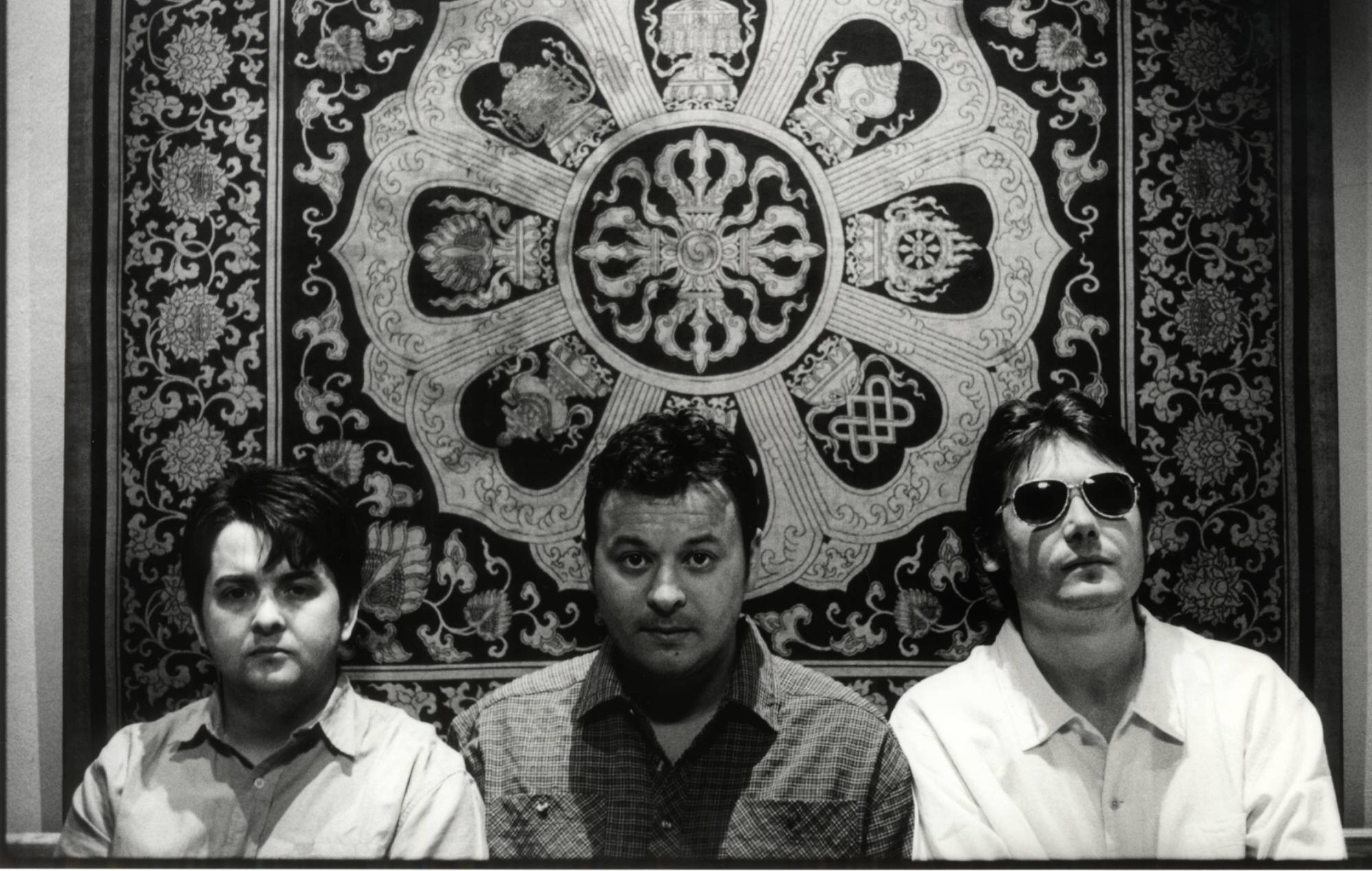Manic Street Preachers comparte el tema inédito 'Studies In Paralysis'