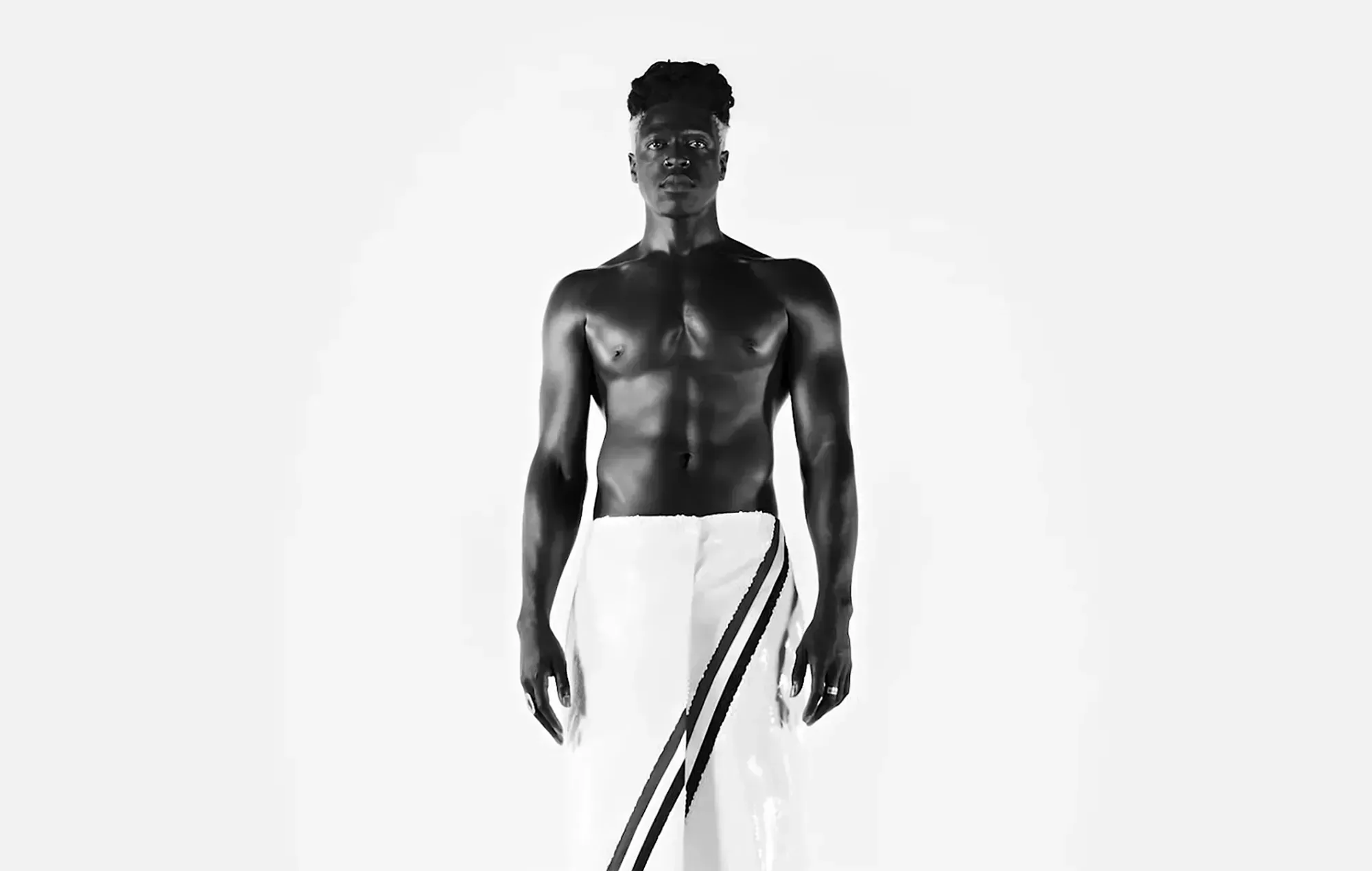 Moses Sumney presenta un nuevo concierto mientras anuncia su retirada de la música