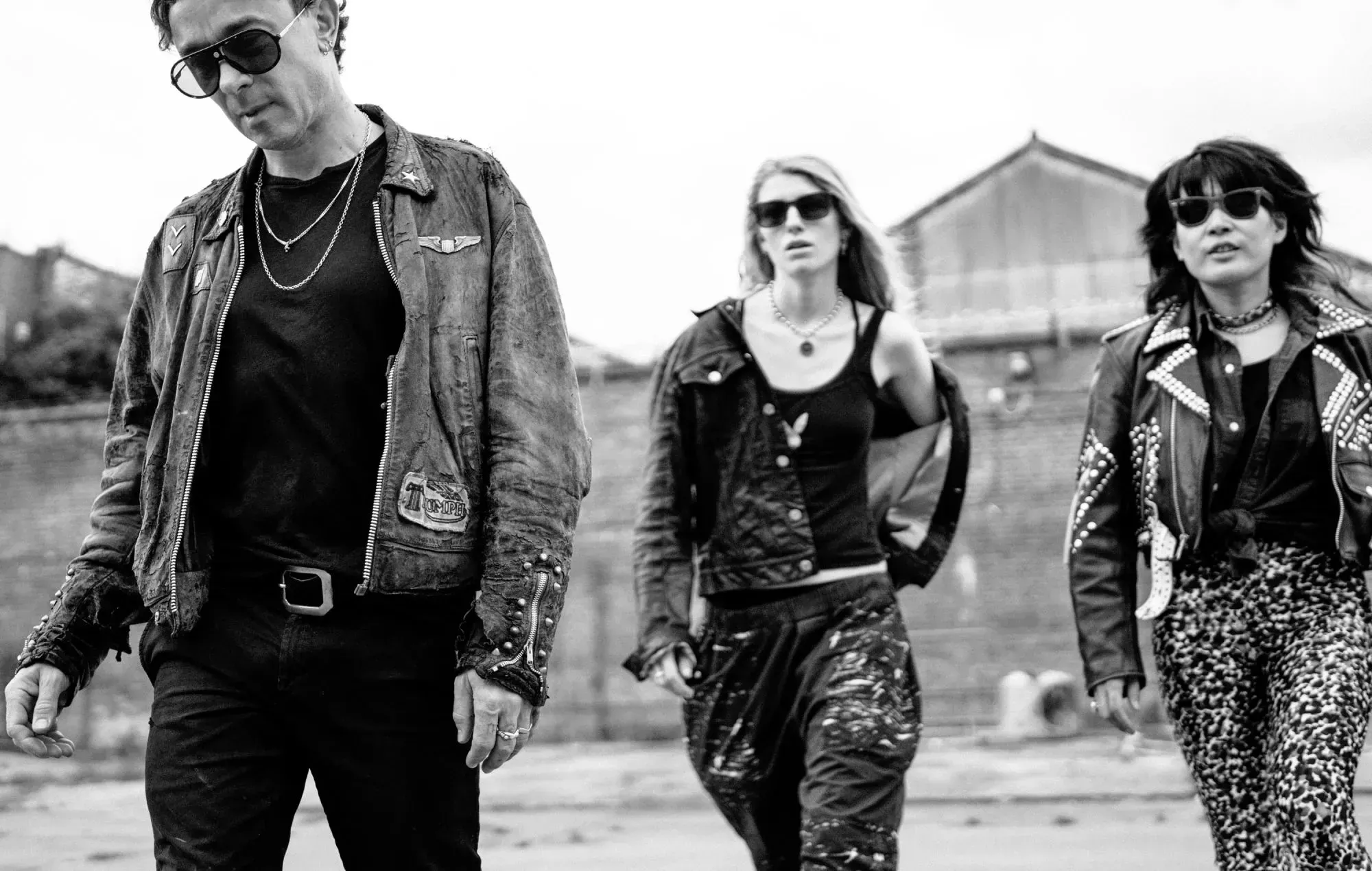 The Big Pink anuncia su primer álbum en 10 años, 'The Love That's Ours', y comparte su nueva canción 'Rage'