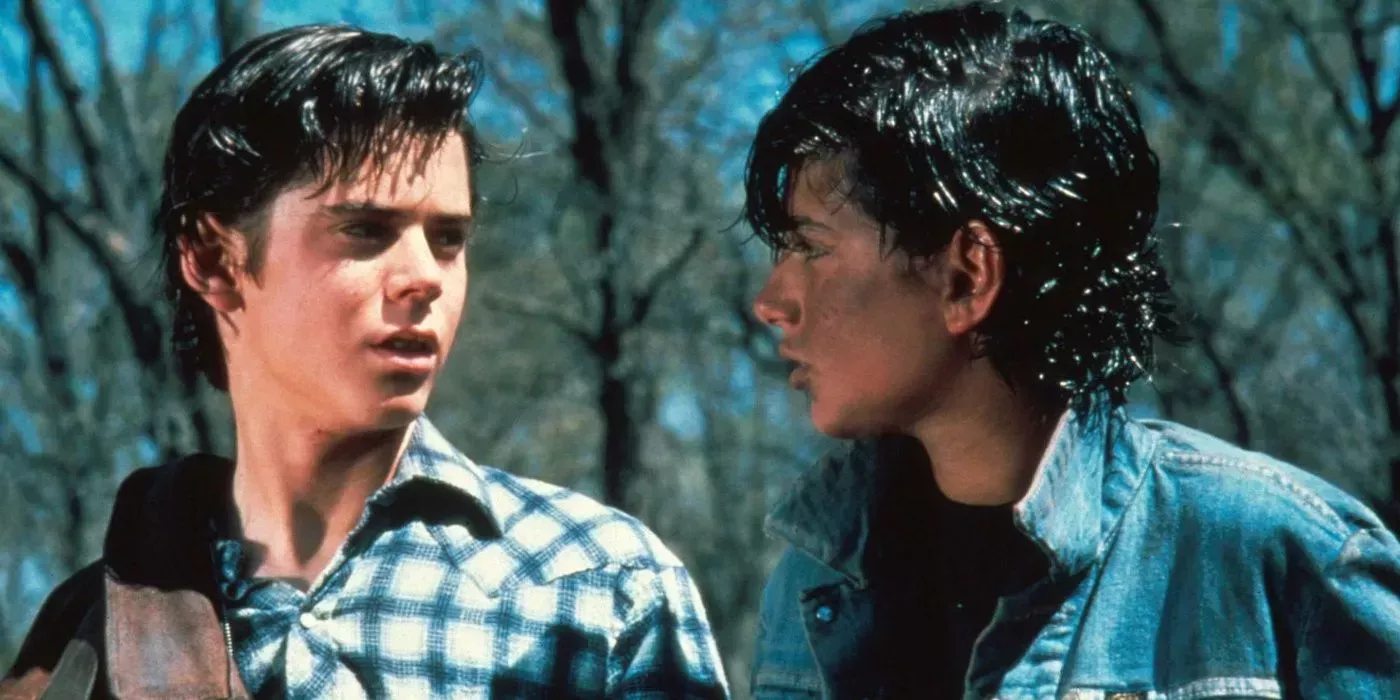 The-Outsiders-Johnny-and-Ponyboy-(1)-2