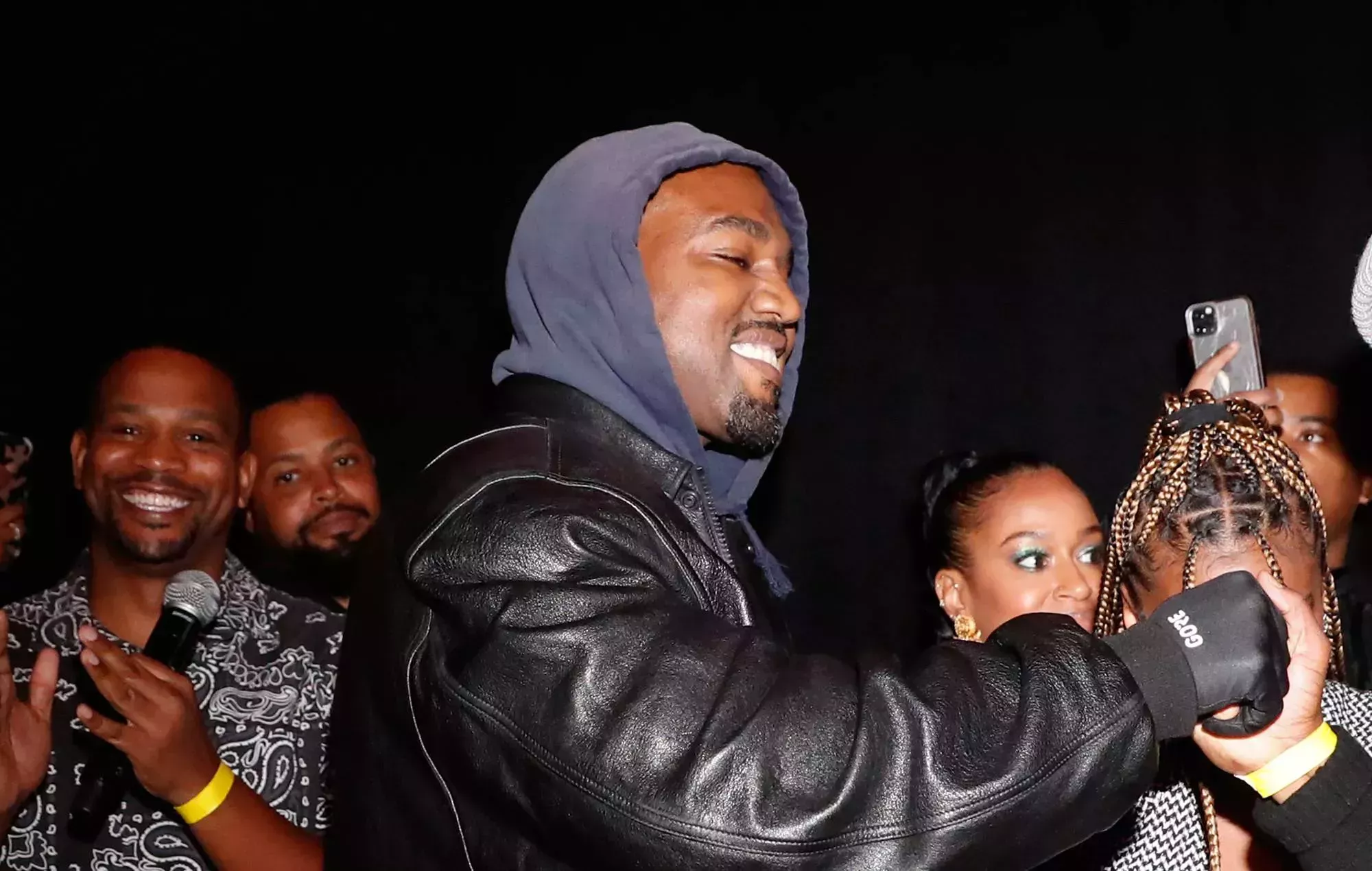Una organización benéfica para personas sin hogar espera que Kanye West sea 