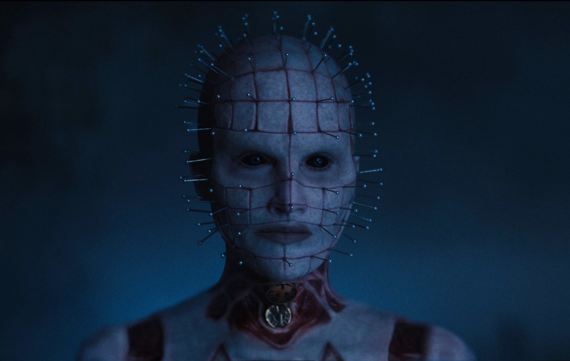 Jamie Clayton es Pinhead en el primer vistazo al reboot de 'Hellraiser'