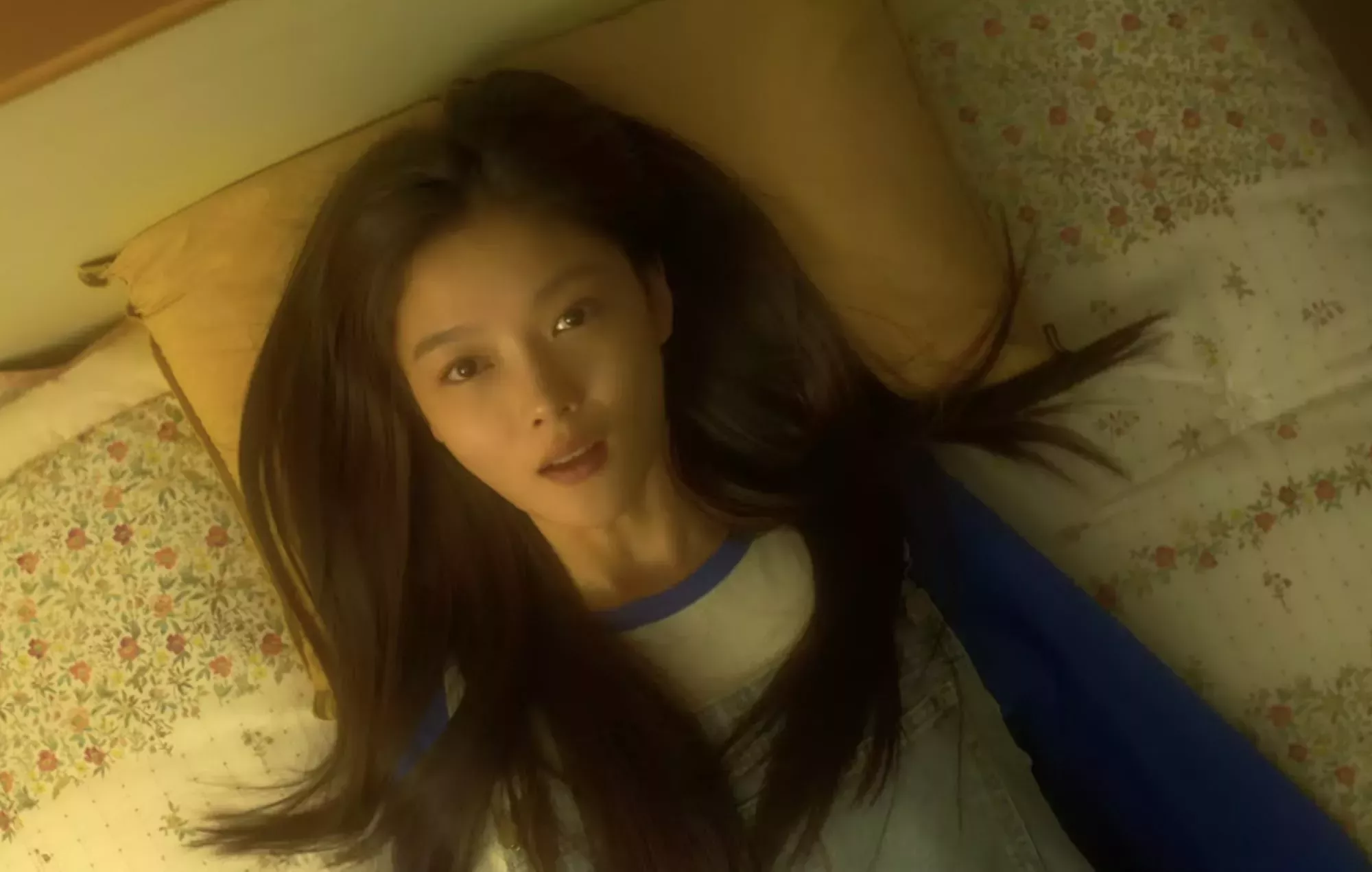 Kim Yoo-jung se lanza al primer amor en el avance de '20th Century Girl