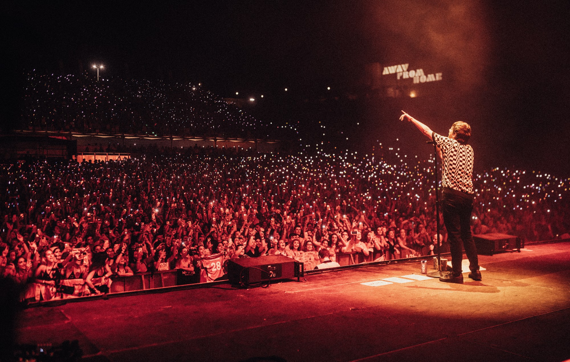 Louis Tomlinson sobre la búsqueda de su identidad artística: "Será un proceso en constante evolución"