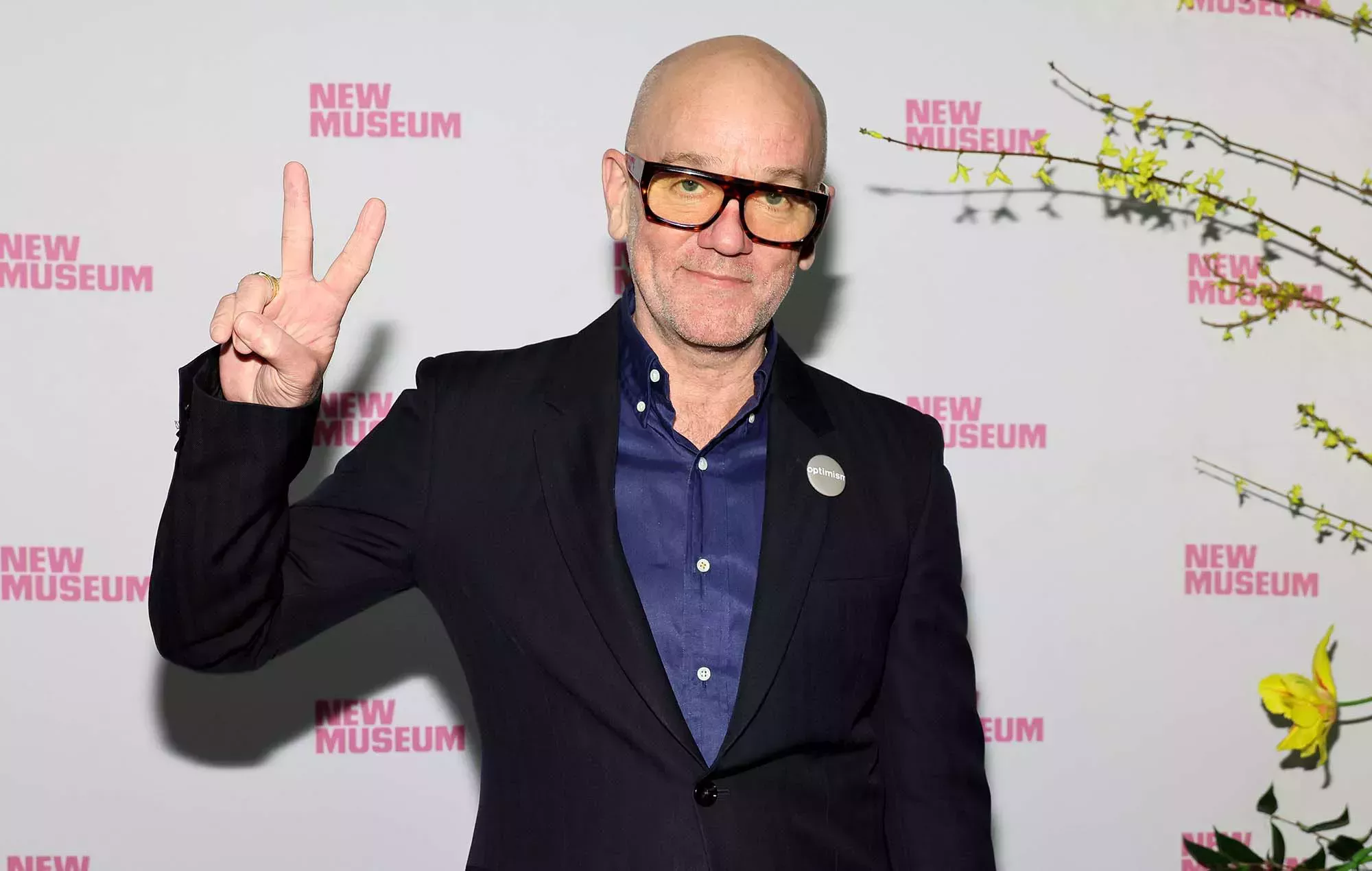 Michael Stipe, de REM, lanza el single 