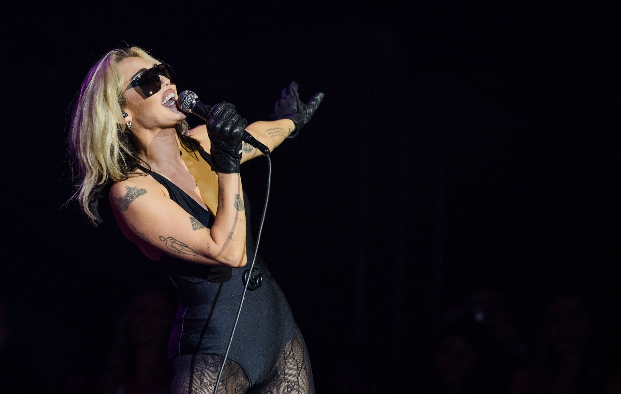 Miley Cyrus es demandada por publicar una foto suya de un paparazzi en Instagram