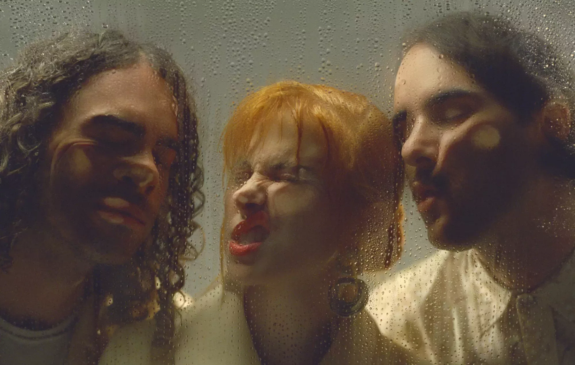 Paramore anuncia su primer single en cinco años, 'This Is Why'